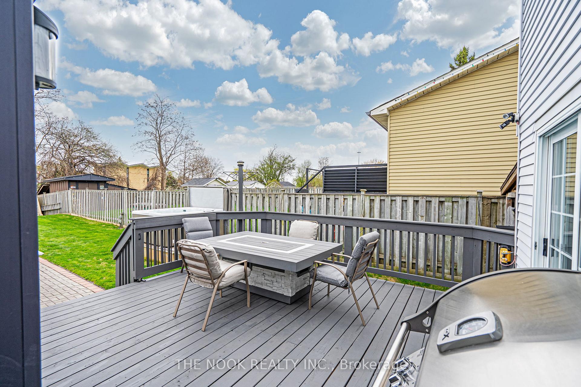 Photo 47 of 541 Laval Street, Oshawa, Vanier — HOMEH