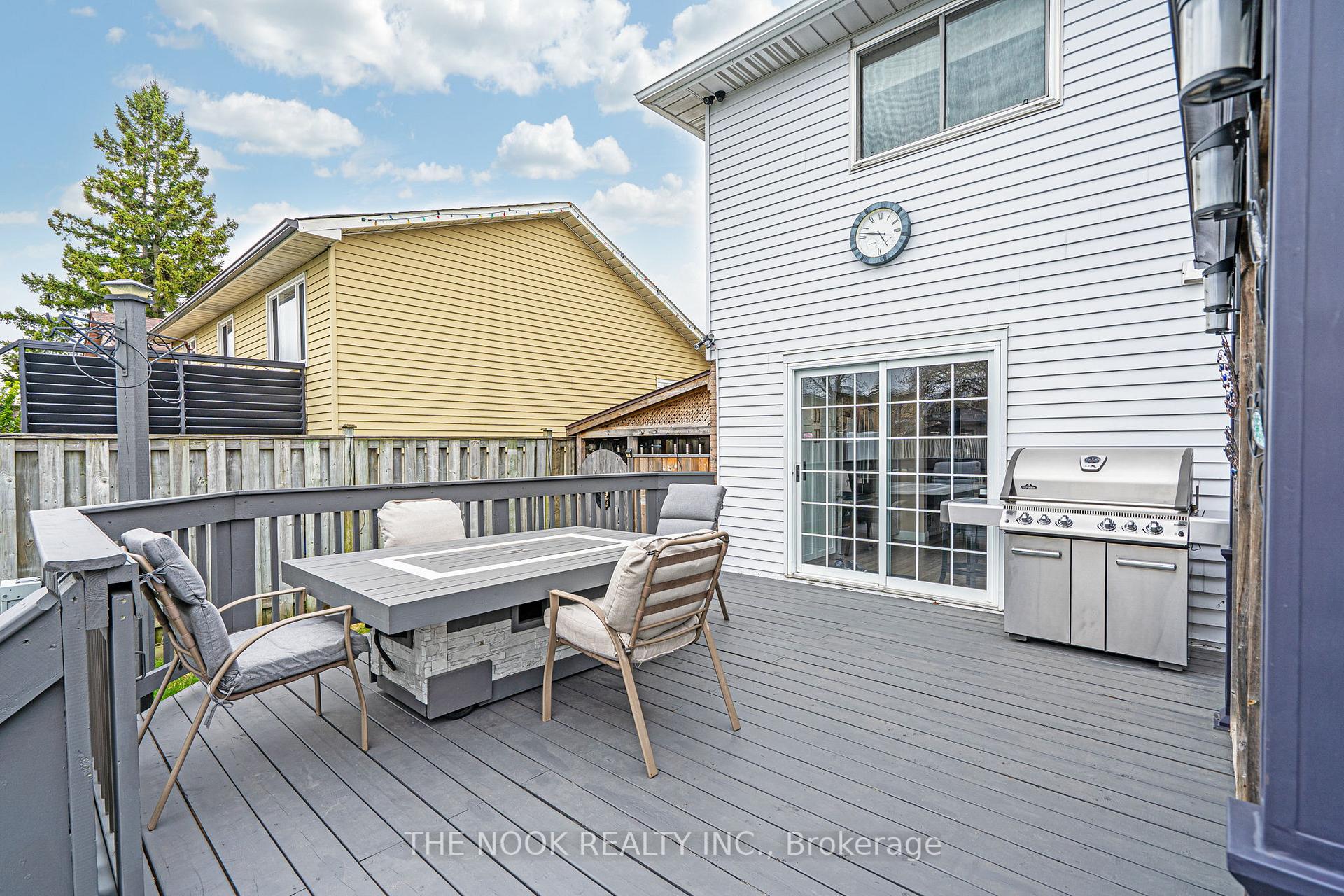 Photo 48 of 541 Laval Street, Oshawa, Vanier — HOMEH
