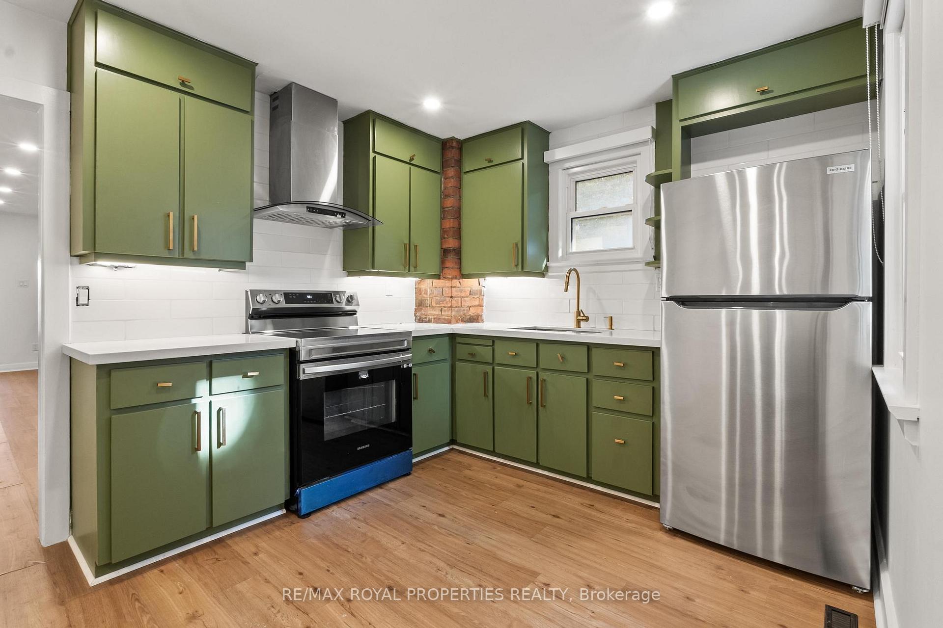 Photo 7 of 624 Marksbury Road, Pickering, West Shore — HOMEH