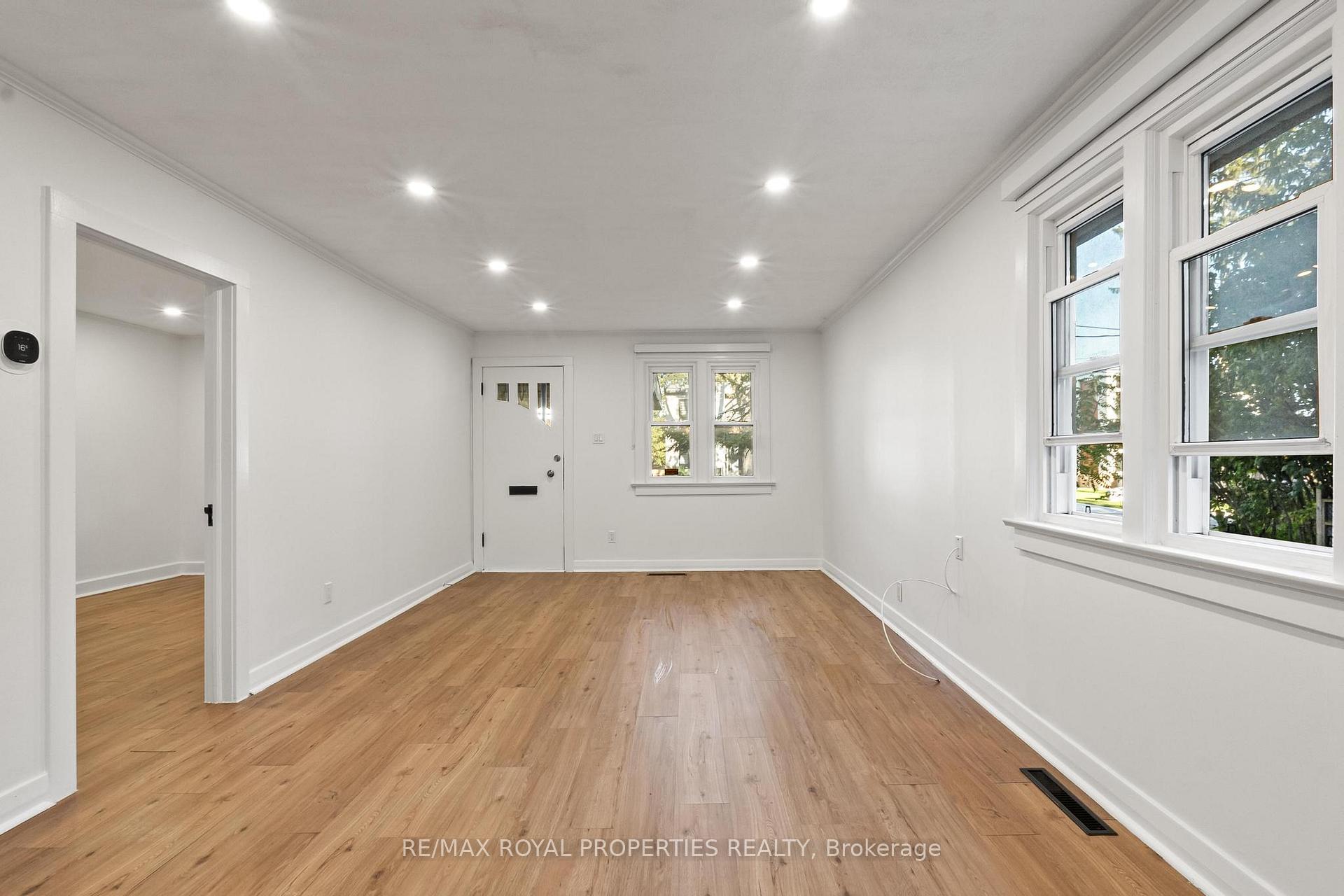 Photo 14 of 624 Marksbury Road, Pickering, West Shore — HOMEH