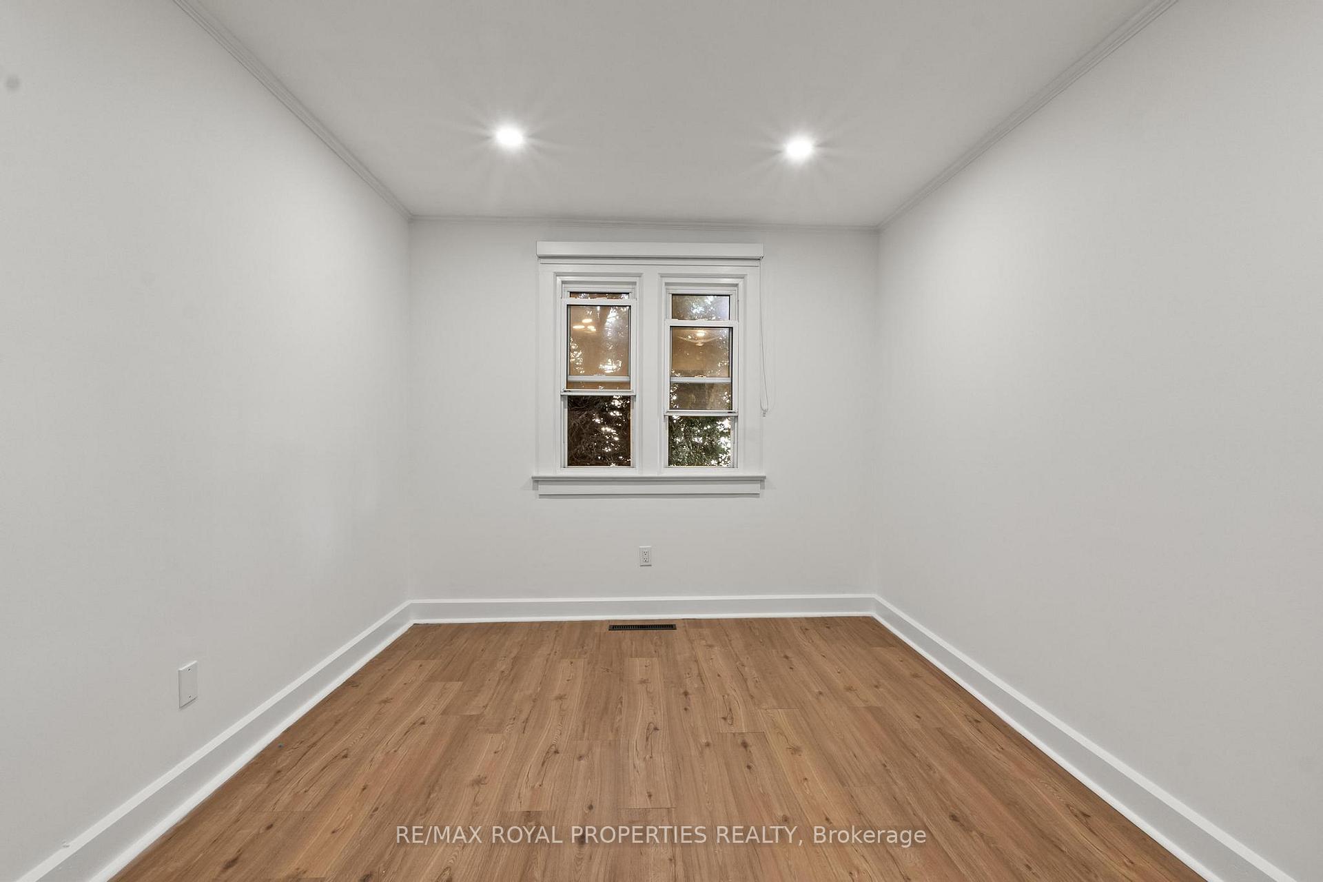 Photo 21 of 624 Marksbury Road, Pickering, West Shore — HOMEH