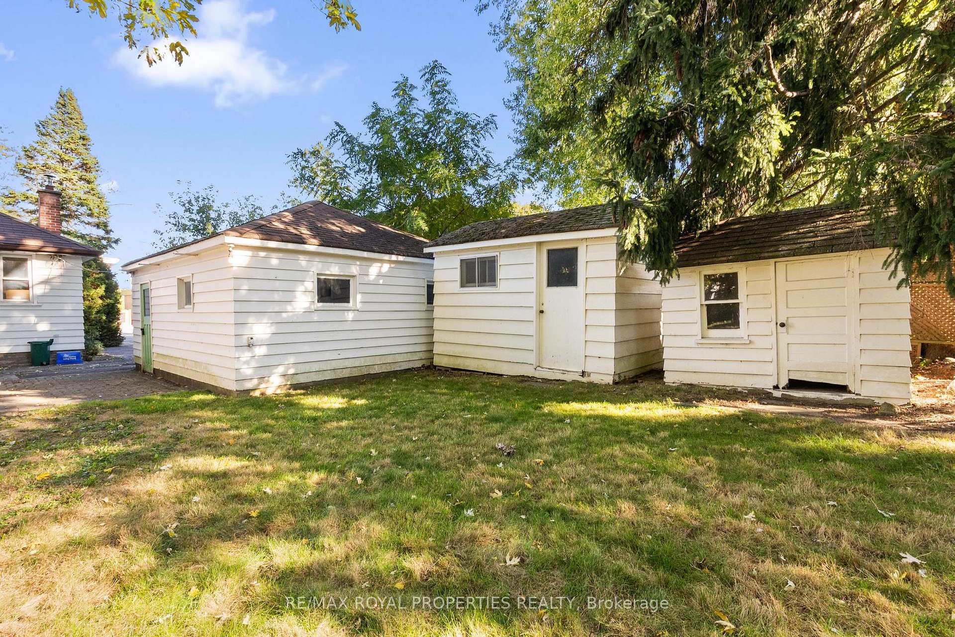 Photo 37 of 624 Marksbury Road, Pickering, West Shore — HOMEH