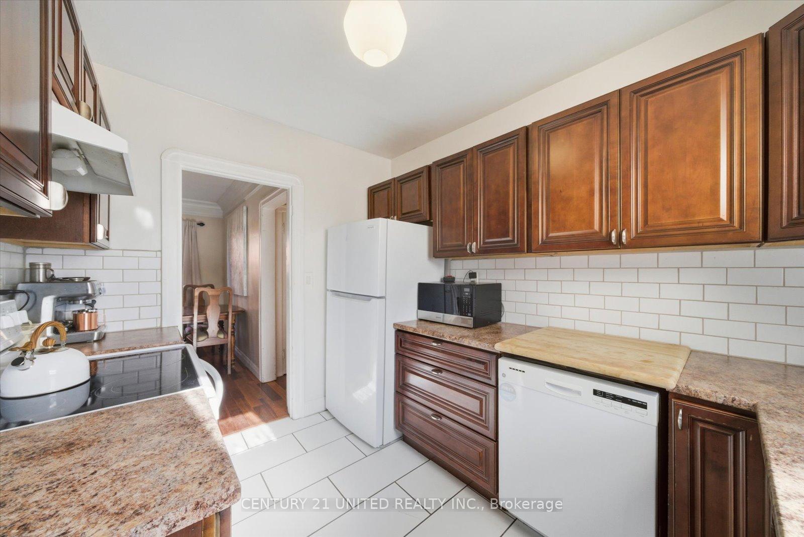 Photo 17 of 776 Bethune Street, Peterborough, Northcrest Ward 5 — HOMEH