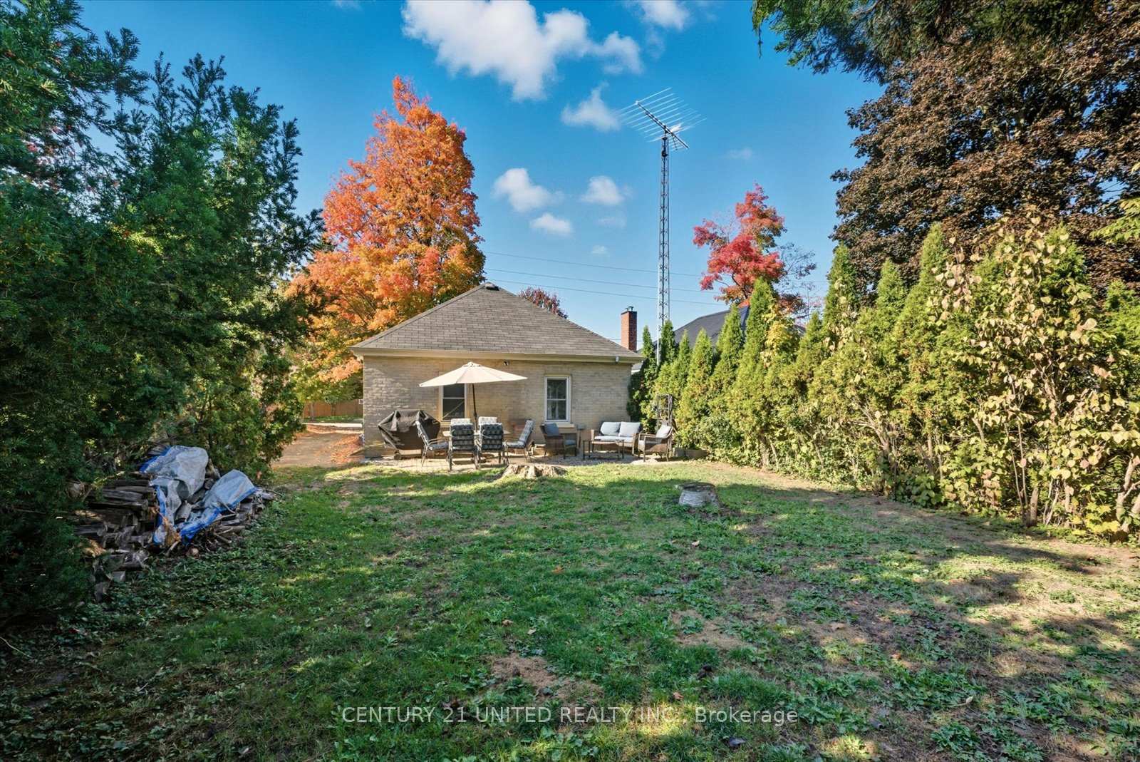 Photo 36 of 776 Bethune Street, Peterborough, Northcrest Ward 5 — HOMEH