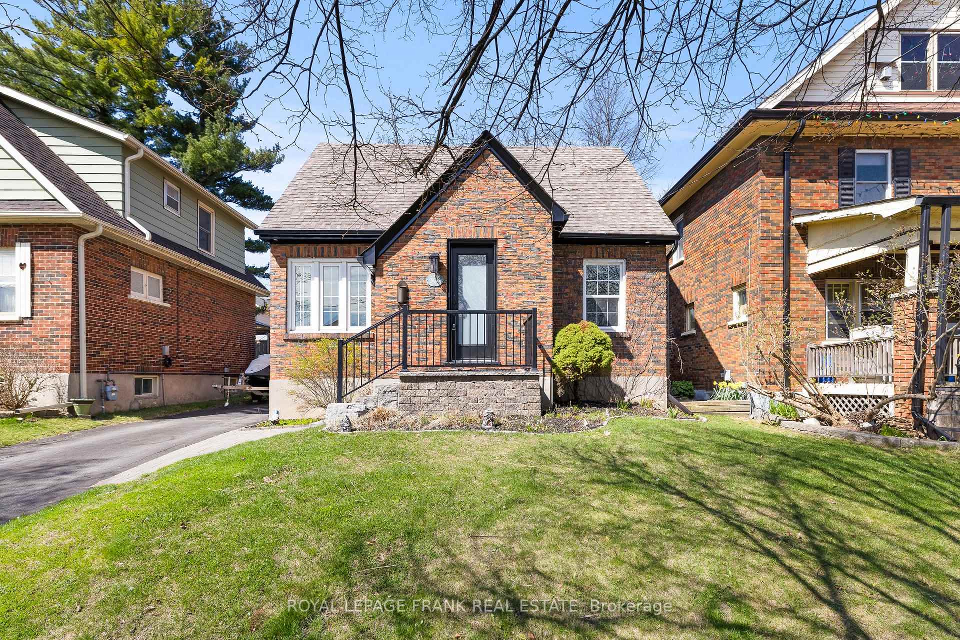 Photo 1 of 308 Leslie Street, Oshawa, O'Neill — HOMEH