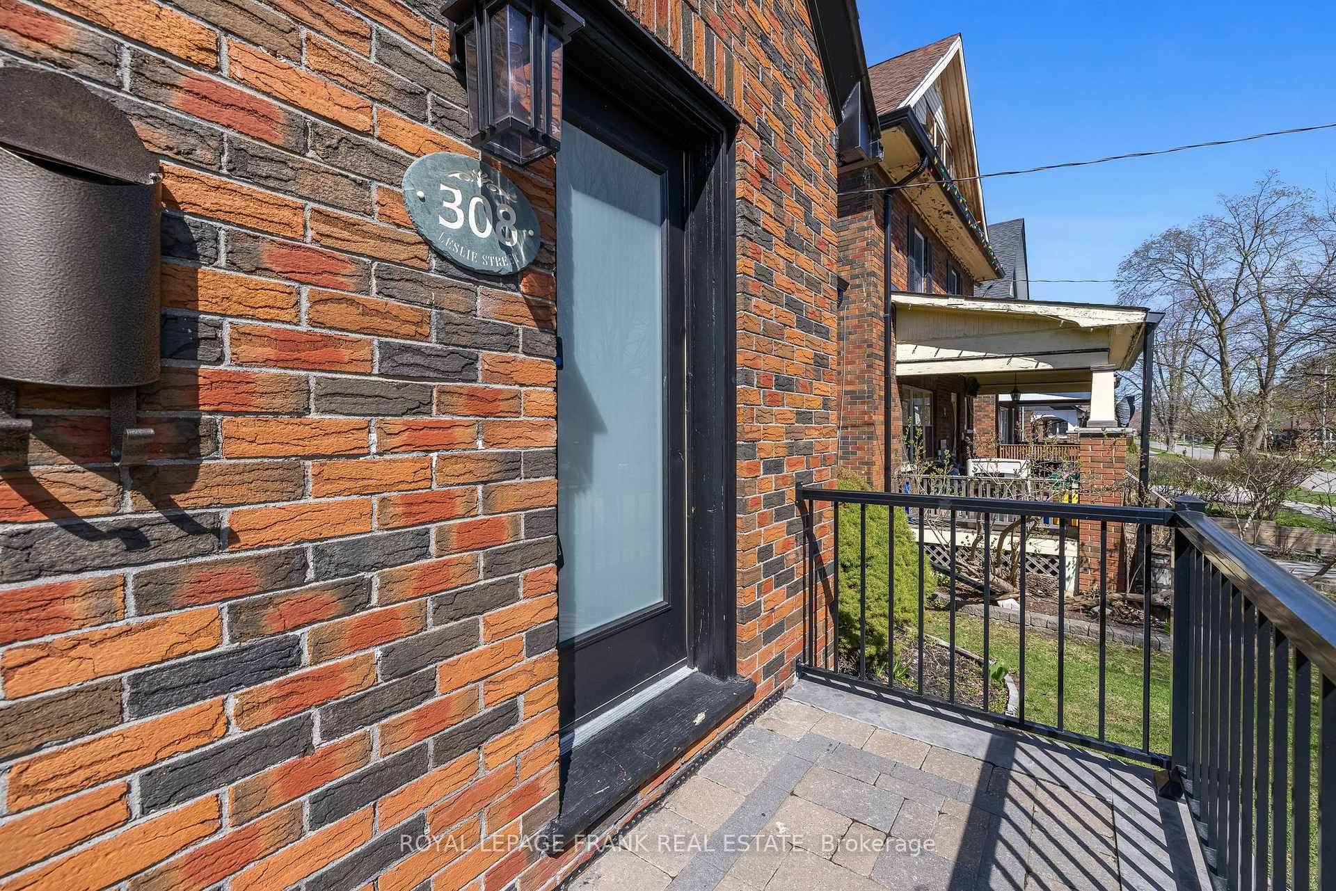 Photo 5 of 308 Leslie Street, Oshawa, O'Neill — HOMEH