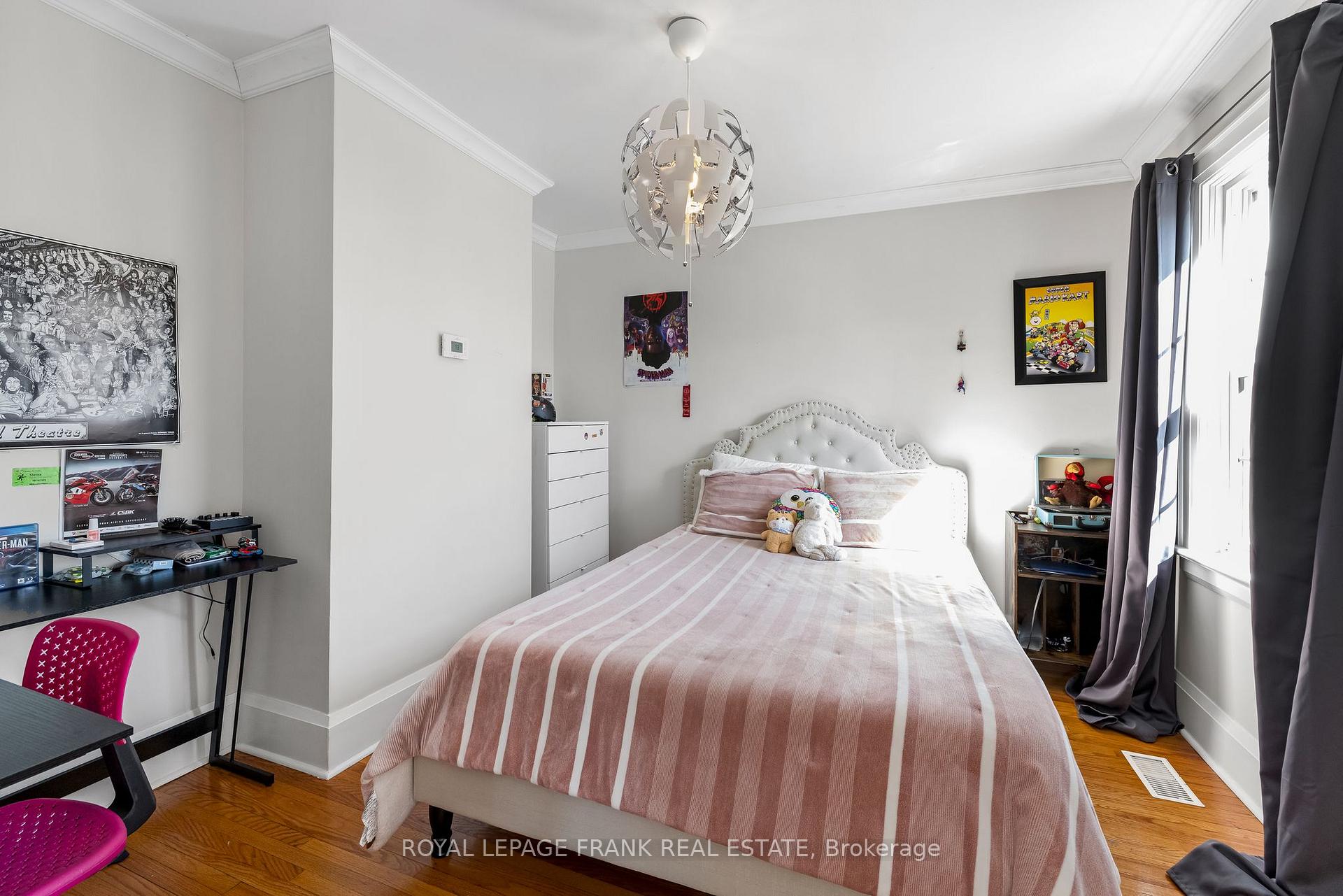 Photo 11 of 308 Leslie Street, Oshawa, O'Neill — HOMEH