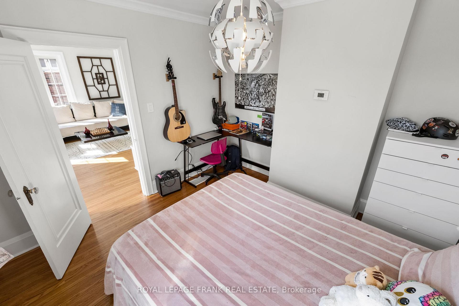 Photo 12 of 308 Leslie Street, Oshawa, O'Neill — HOMEH