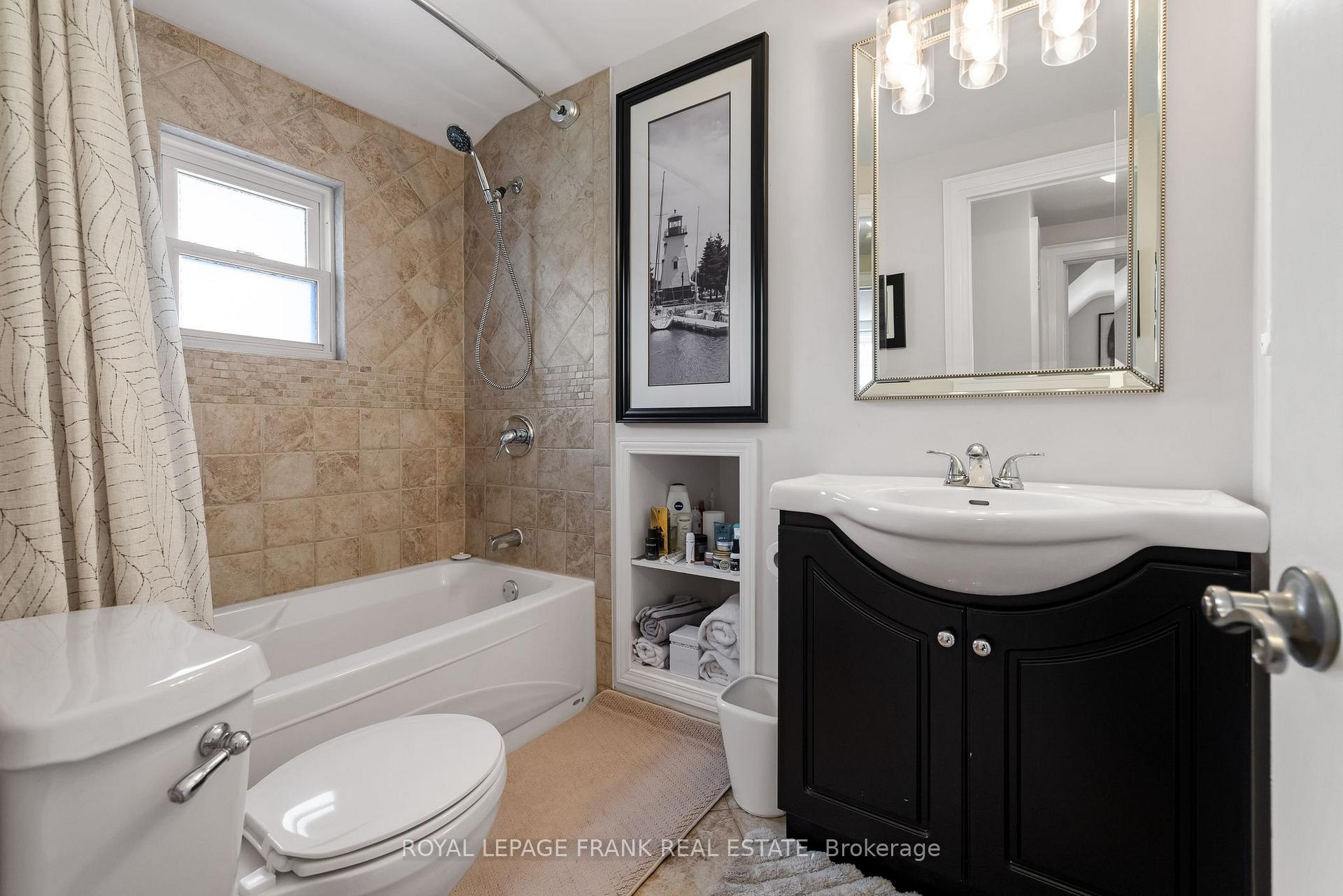 Photo 27 of 308 Leslie Street, Oshawa, O'Neill — HOMEH