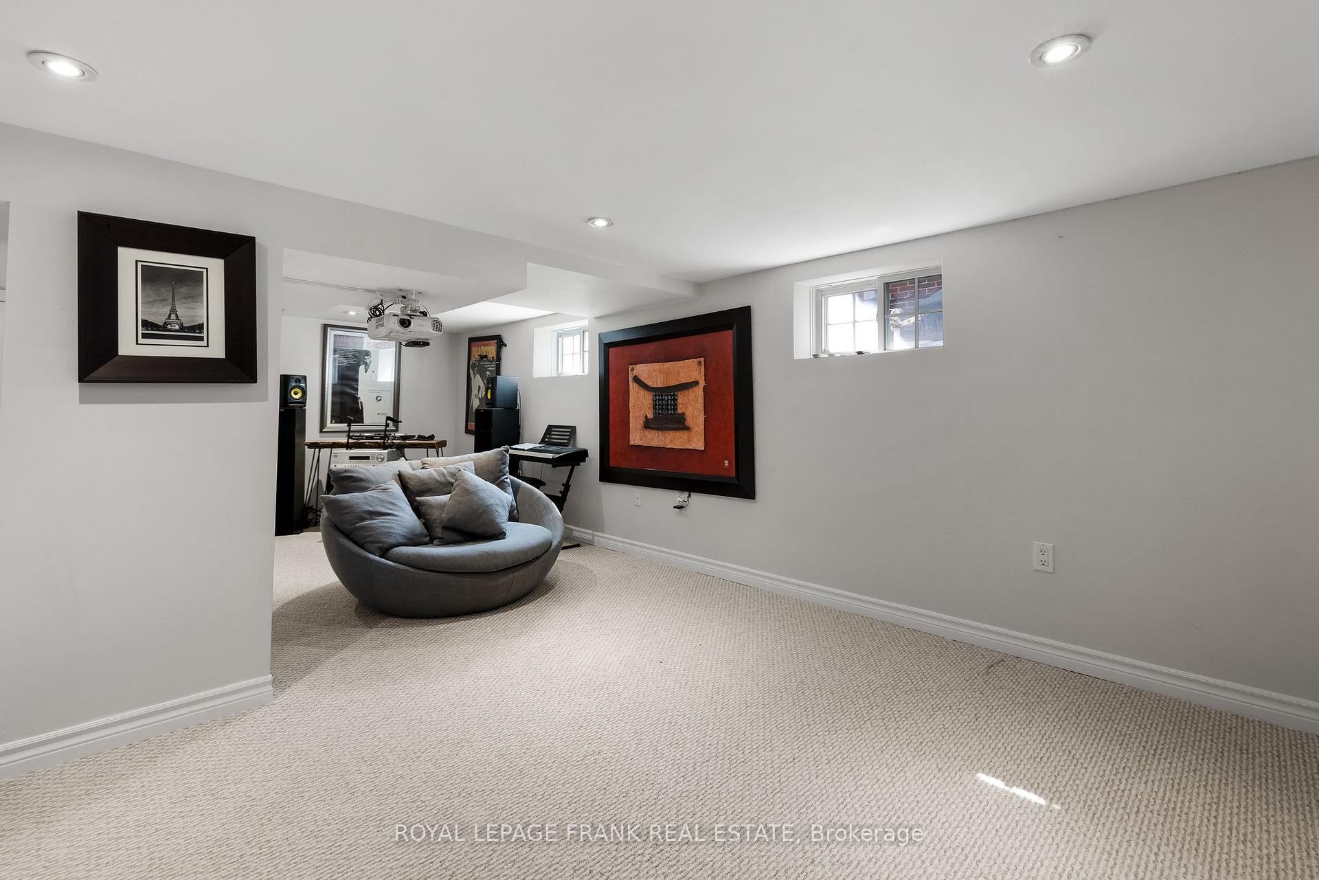Photo 31 of 308 Leslie Street, Oshawa, O'Neill — HOMEH