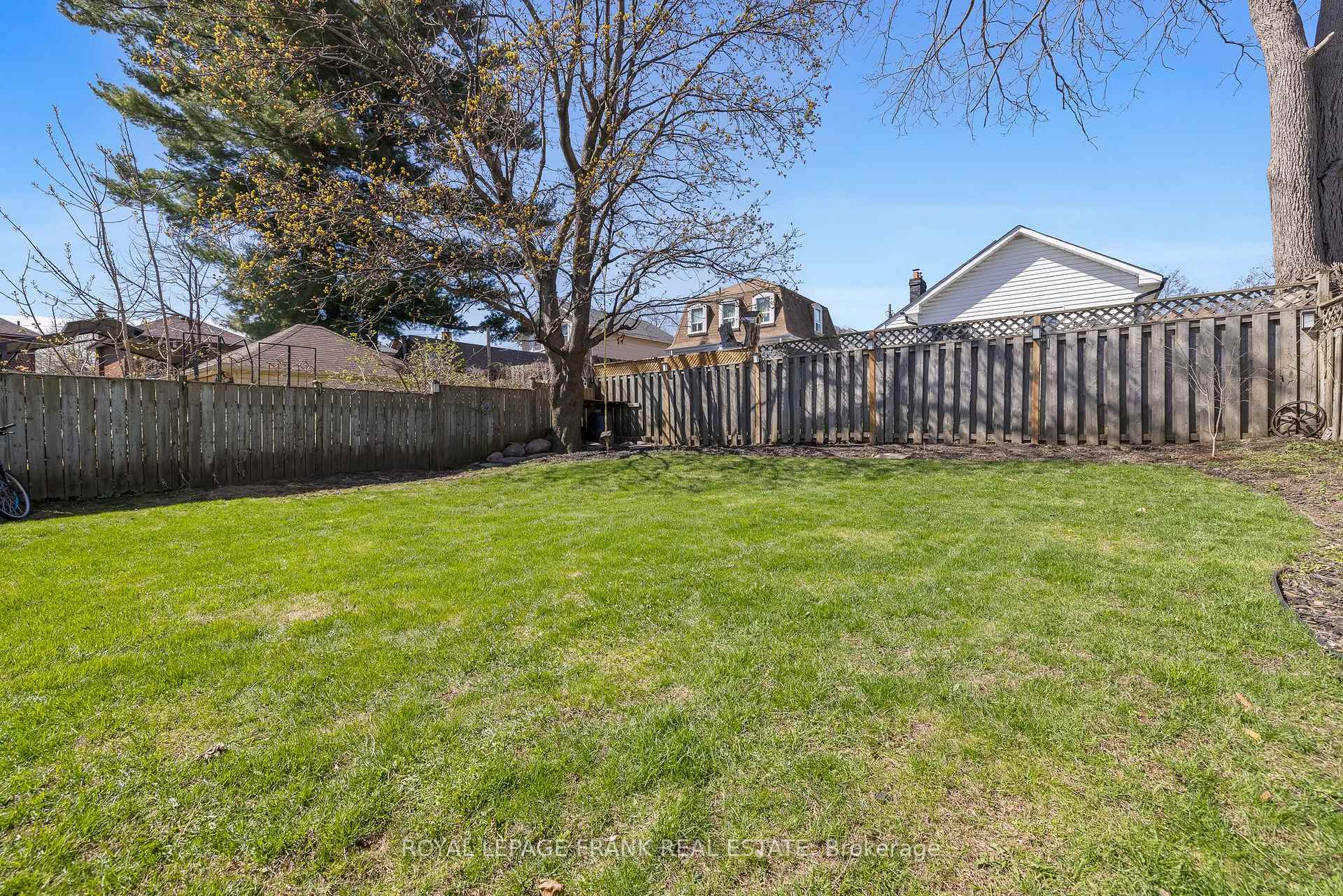 Photo 45 of 308 Leslie Street, Oshawa, O'Neill — HOMEH