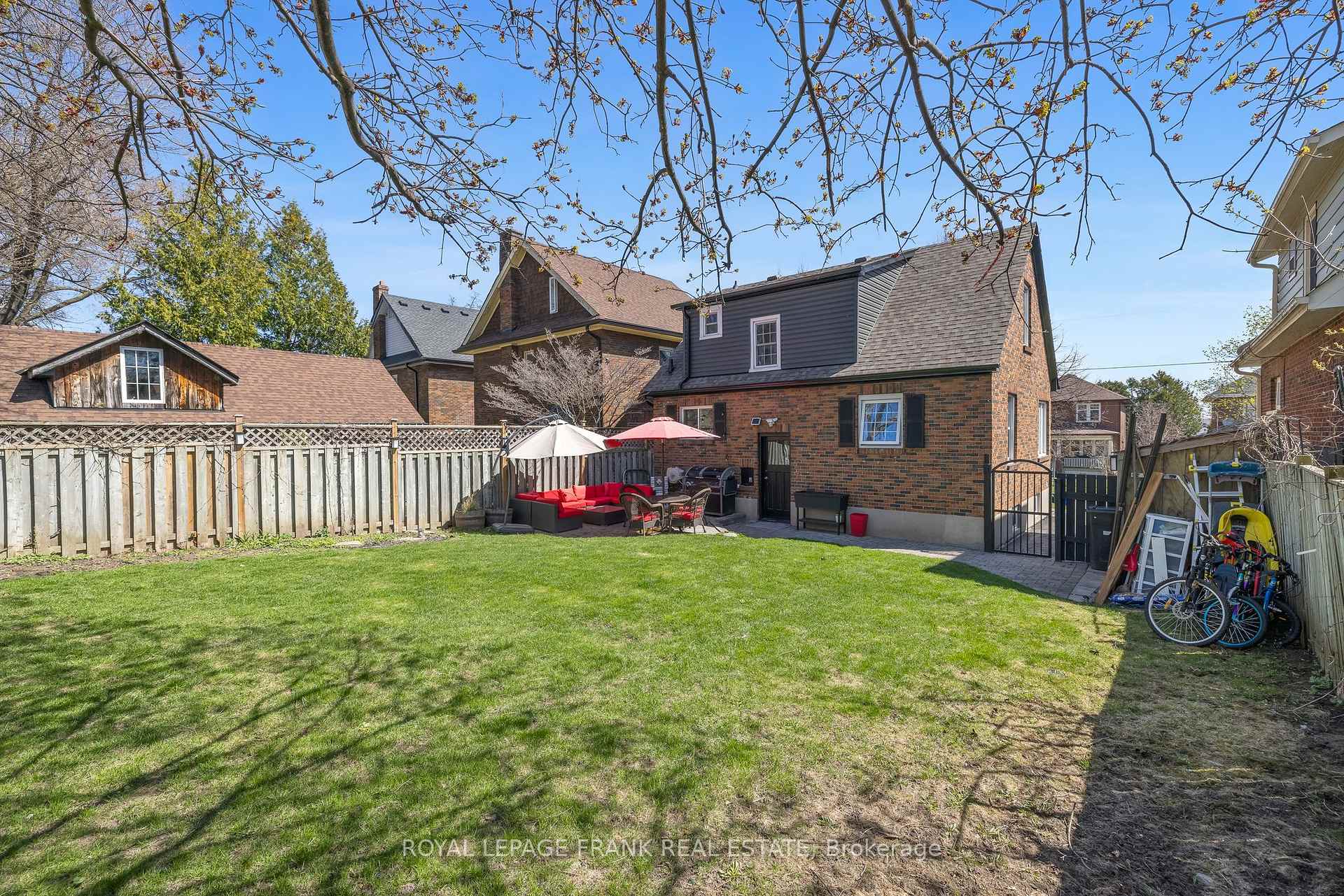 Photo 46 of 308 Leslie Street, Oshawa, O'Neill — HOMEH