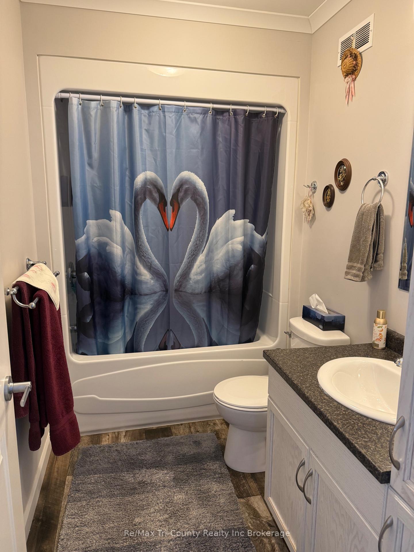 Photo 10 of 44 Oak Street, Bayham, Vienna — HOMEH