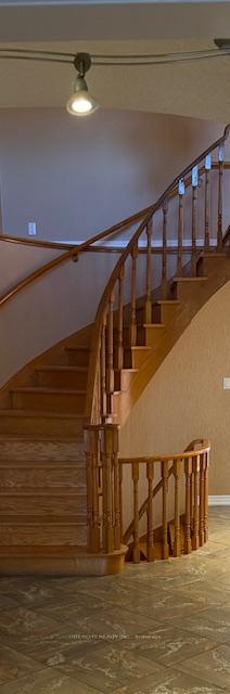 Photo 8 of 99 Clover Leaf Street, Vaughan, East Woodbridge — HOMEH