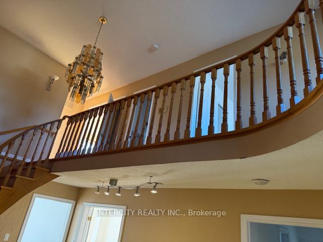 Photo 11 of 99 Clover Leaf Street, Vaughan, East Woodbridge — HOMEH