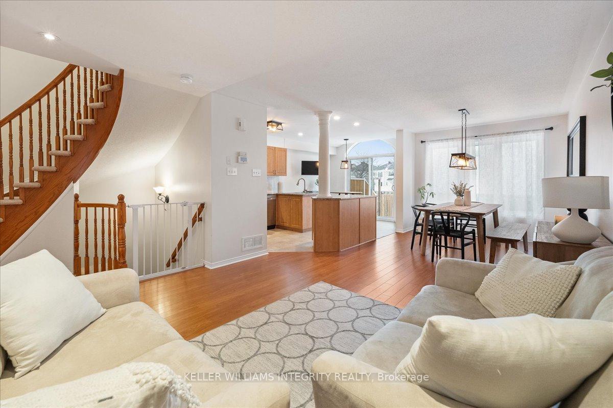 Photo 9 of 2023 Boisfranc Circle, Ottawa, Avalon East — HOMEH