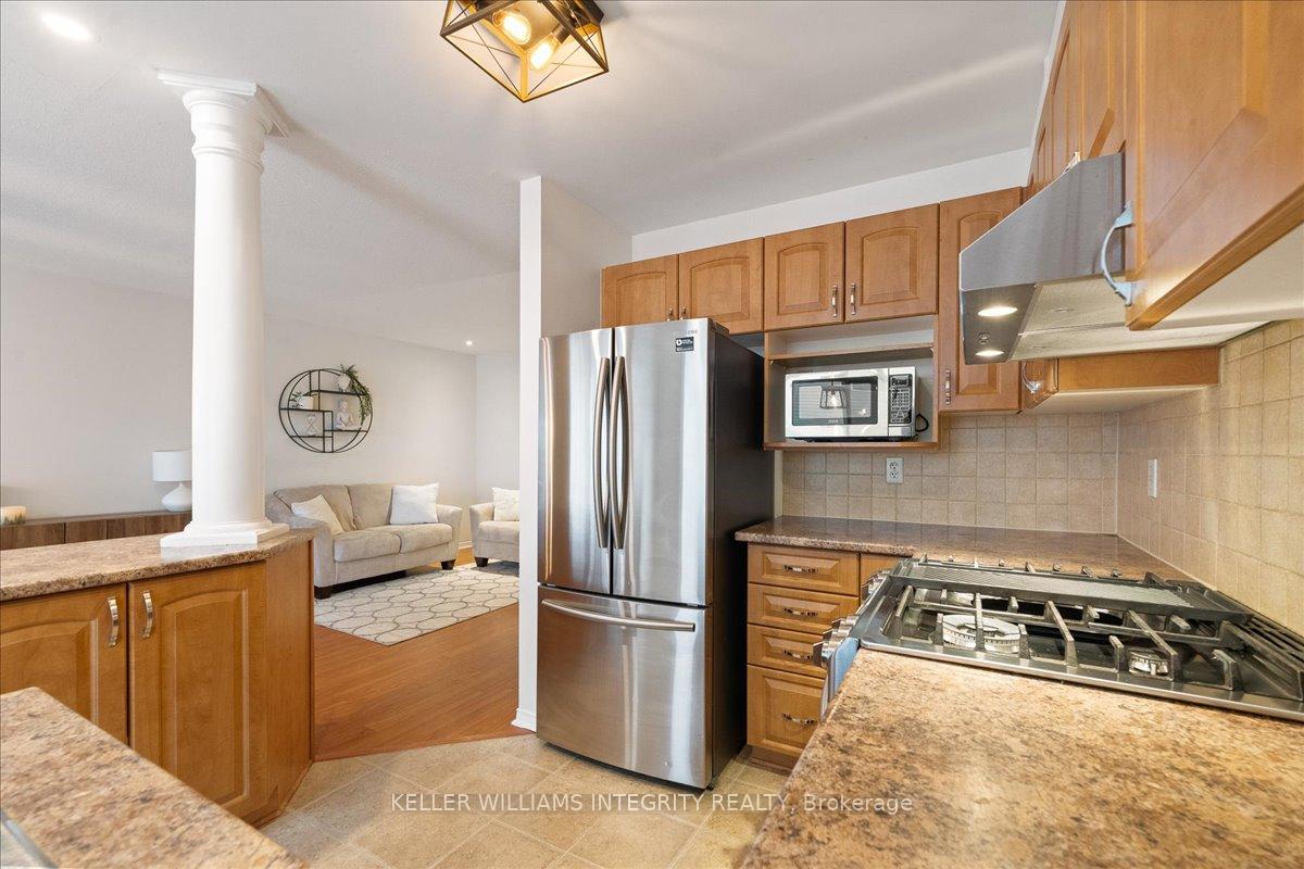 Photo 18 of 2023 Boisfranc Circle, Ottawa, Avalon East — HOMEH