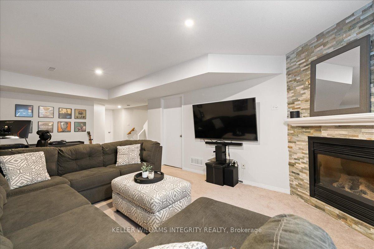 Photo 34 of 2023 Boisfranc Circle, Ottawa, Avalon East — HOMEH