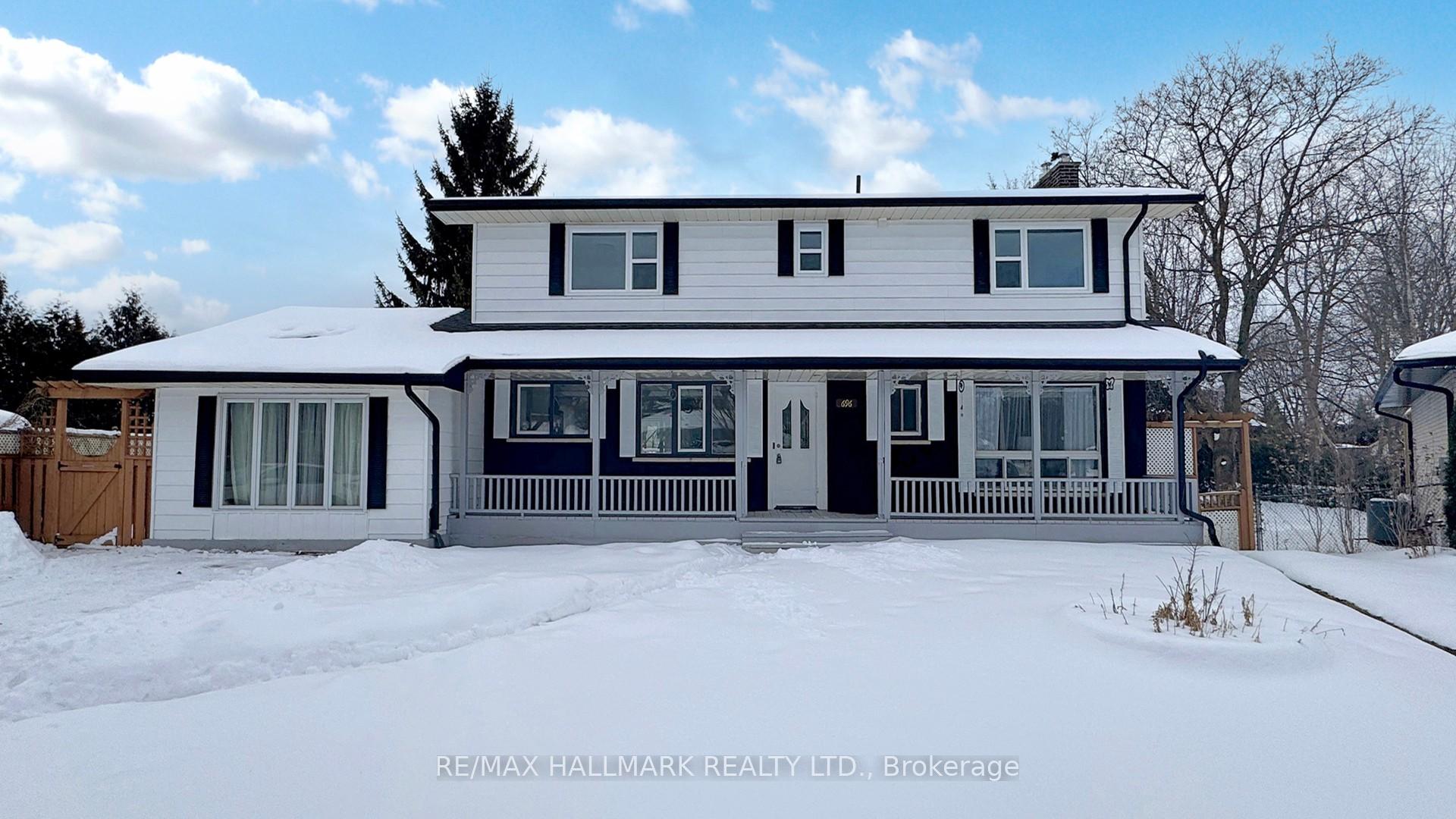 Front of 696 Jasmine Crescent