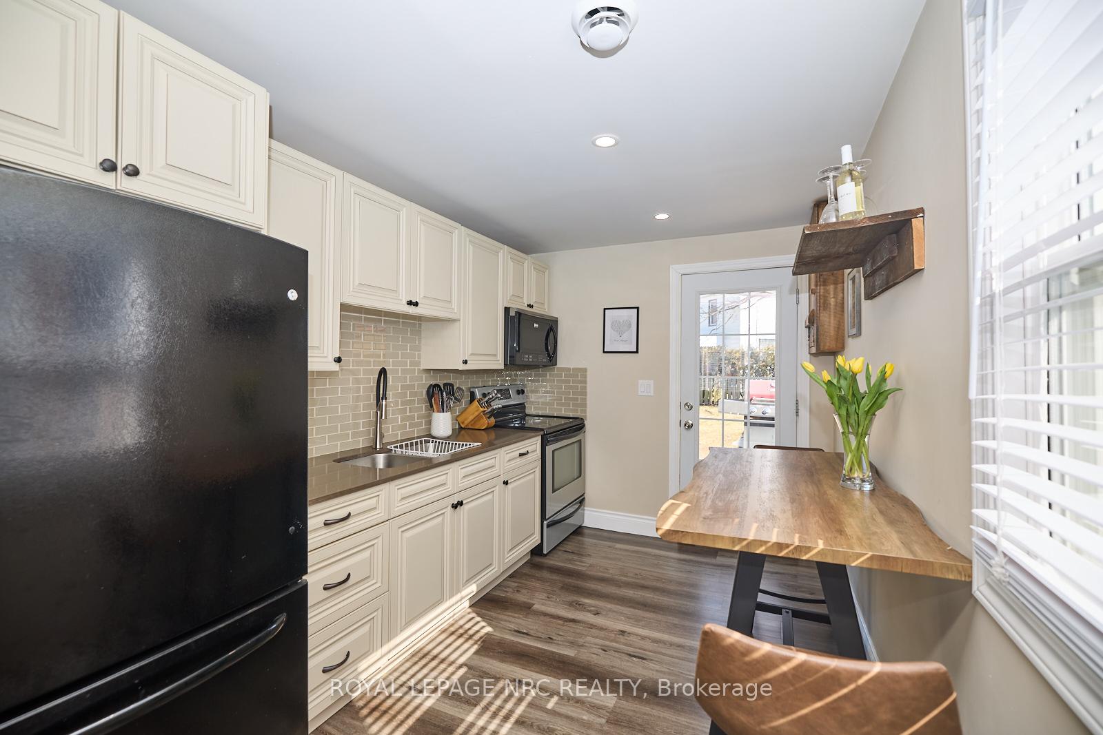 Photo 10 of 91 McNaughton Avenue, Welland, Lincoln/Crowland — HOMEH