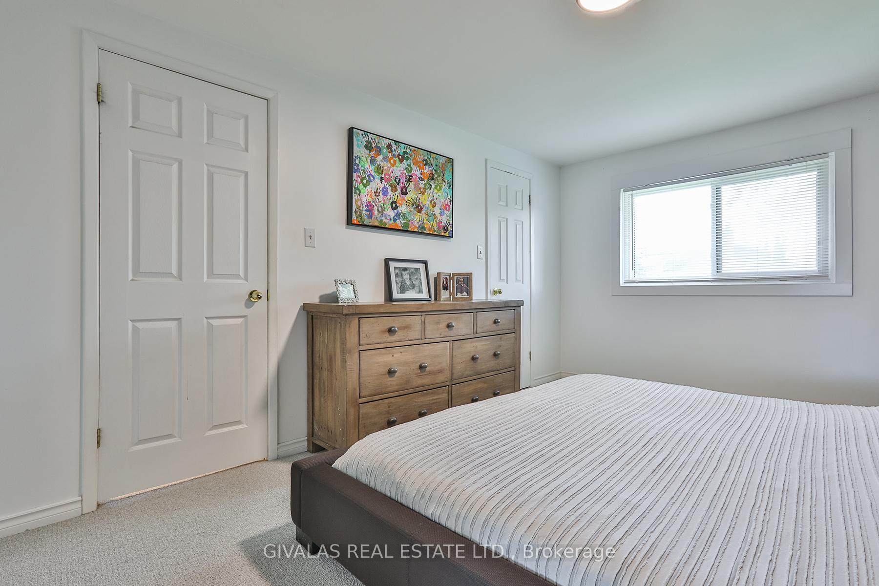 Photo 18 of 574 Bradley Drive, Whitby, Pringle Creek — HOMEH