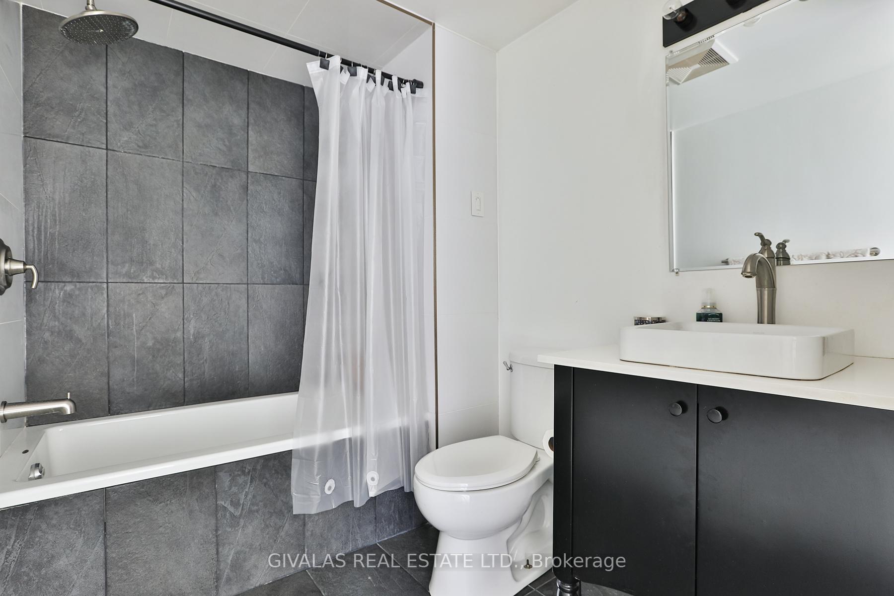 Photo 25 of 574 Bradley Drive, Whitby, Pringle Creek — HOMEH