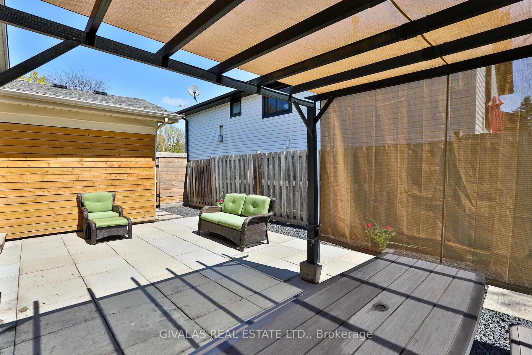 Photo 30 of 574 Bradley Drive, Whitby, Pringle Creek — HOMEH