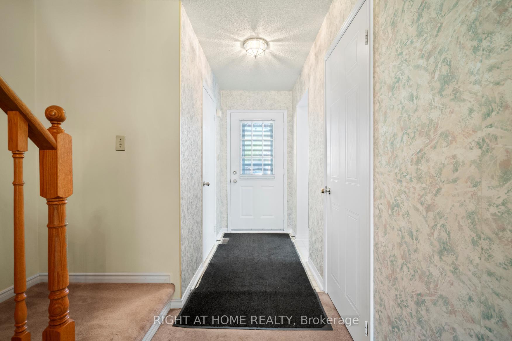 Photo 7 of 1049 Attersley Drive, Oshawa, Pinecrest — HOMEH