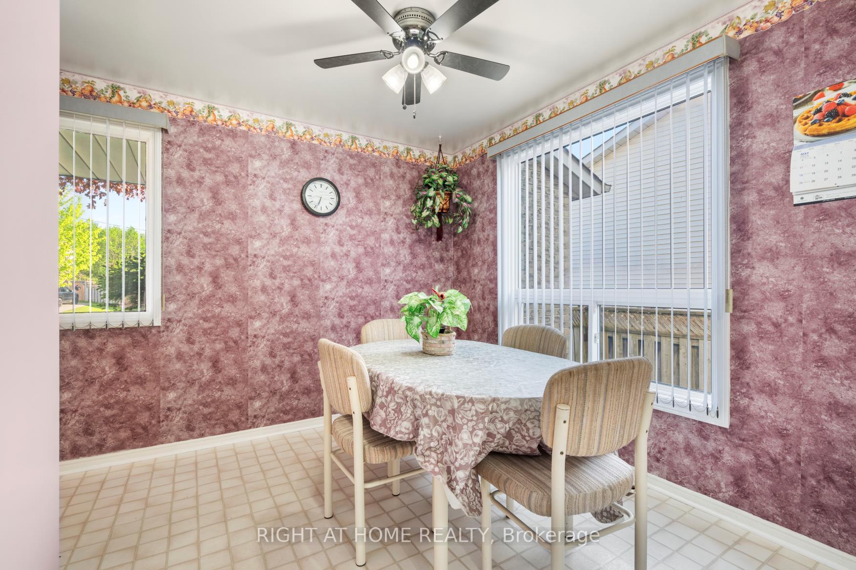 Photo 17 of 1049 Attersley Drive, Oshawa, Pinecrest — HOMEH