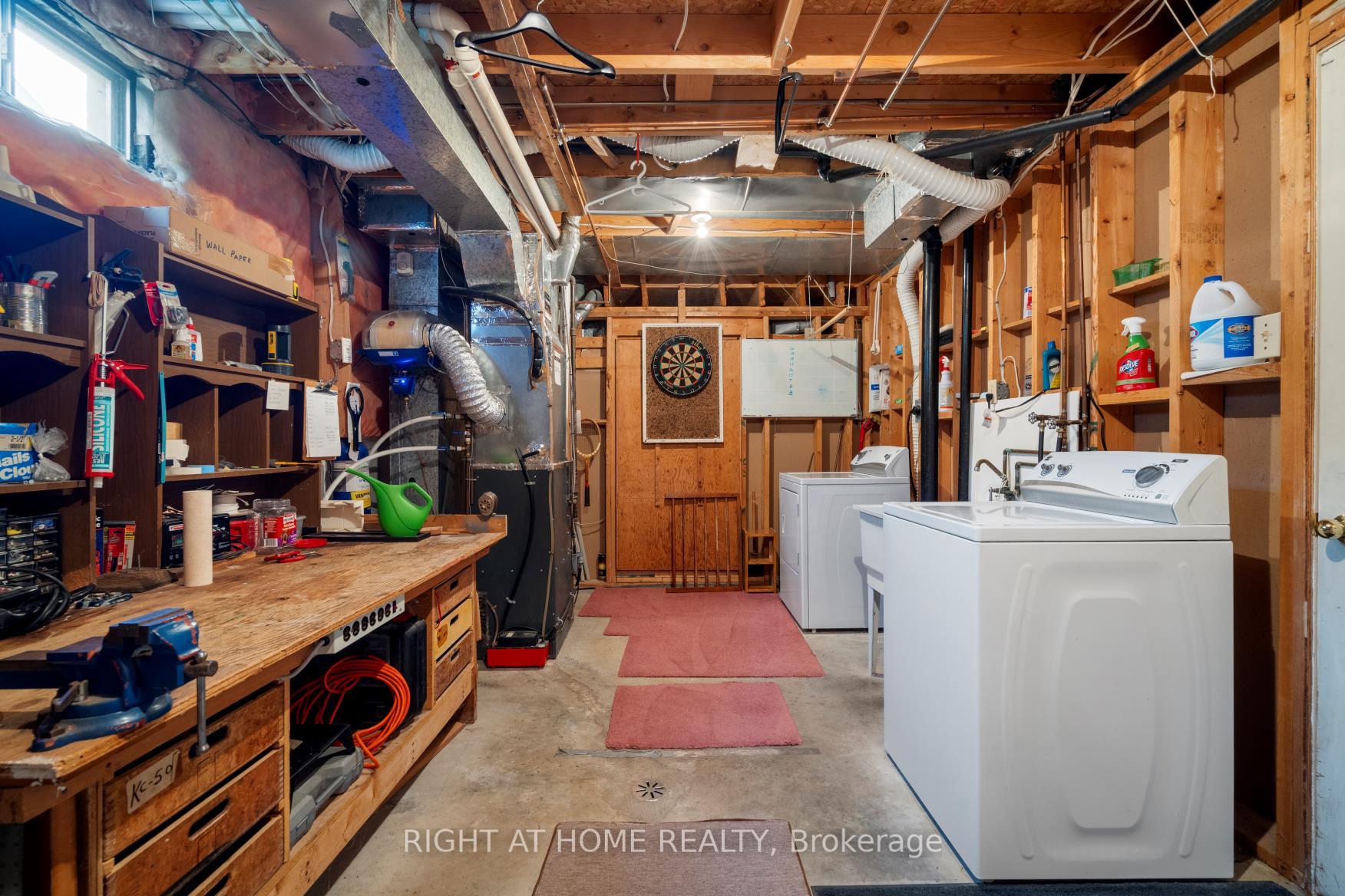 Photo 31 of 1049 Attersley Drive, Oshawa, Pinecrest — HOMEH
