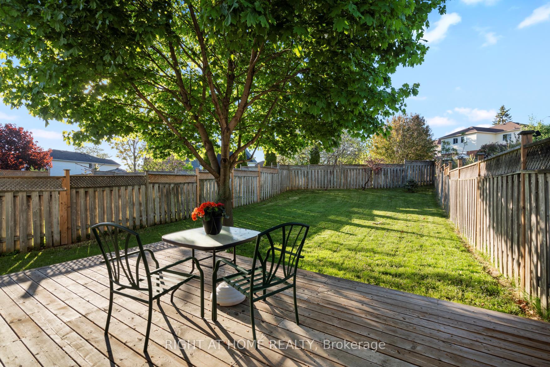 Photo 37 of 1049 Attersley Drive, Oshawa, Pinecrest — HOMEH