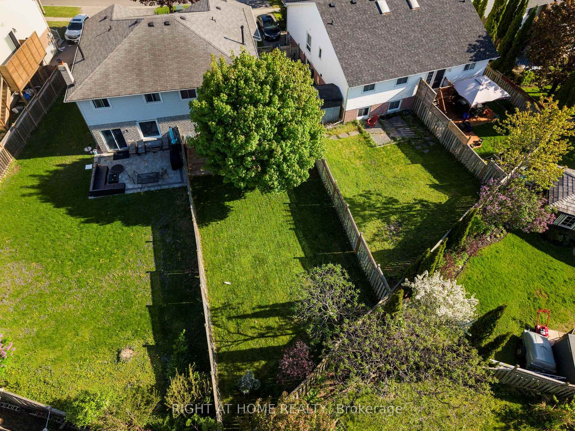 Photo 41 of 1049 Attersley Drive, Oshawa, Pinecrest — HOMEH