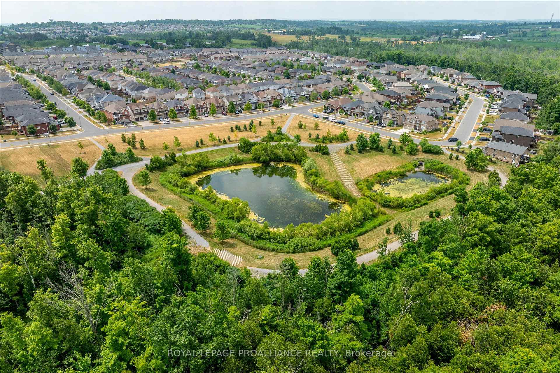 Photo 45 of 113 Chandler Crescent, Peterborough, Monaghan Ward 2 — HOMEH