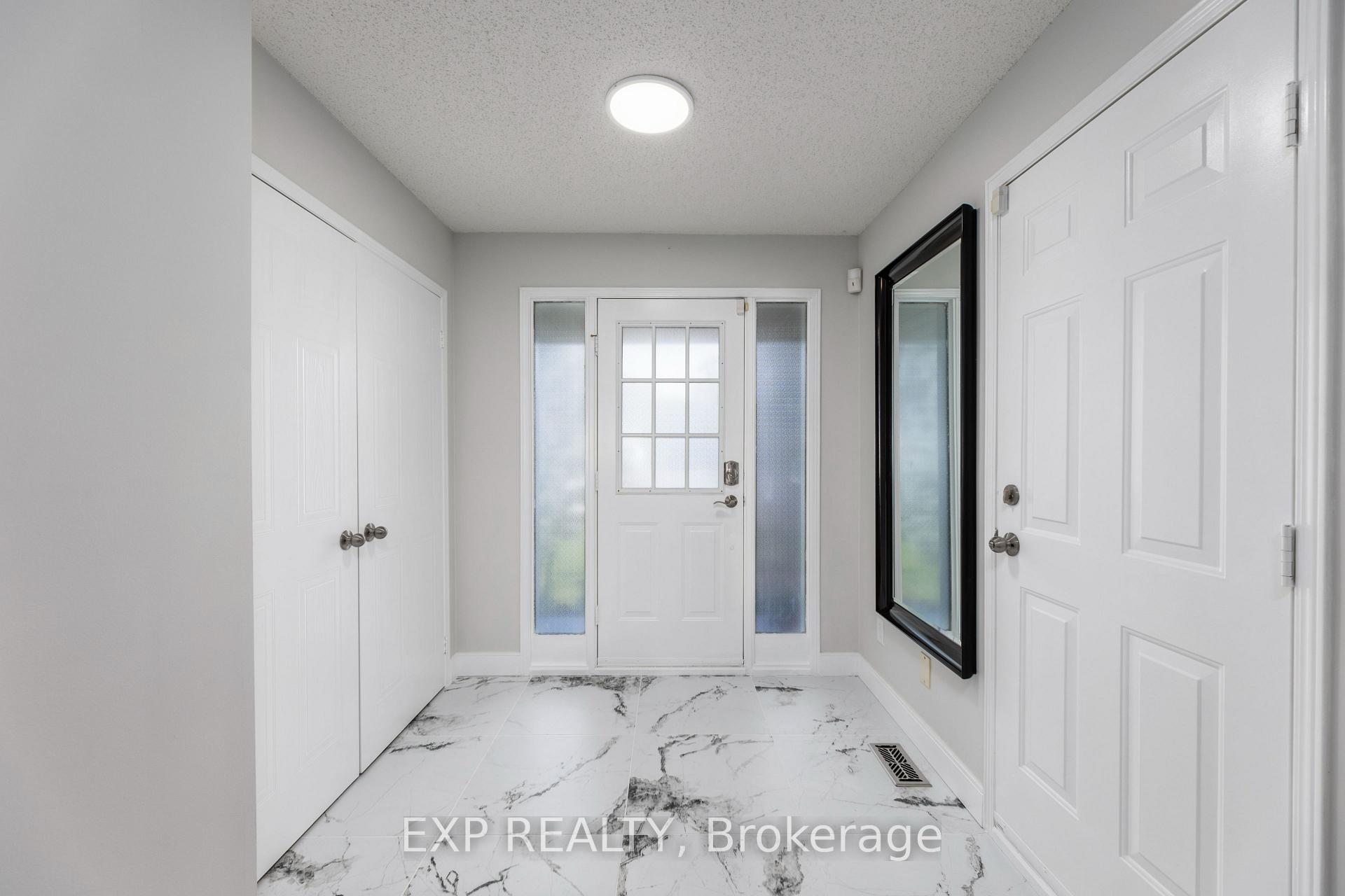 Photo 4 of 2324 Wildwood Crescent, Pickering, Brock Ridge — HOMEH