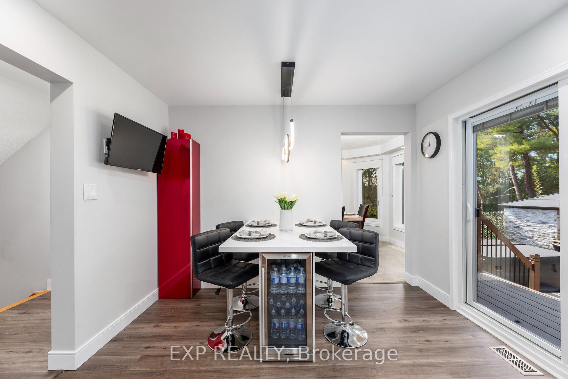 Photo 10 of 2324 Wildwood Crescent, Pickering, Brock Ridge — HOMEH