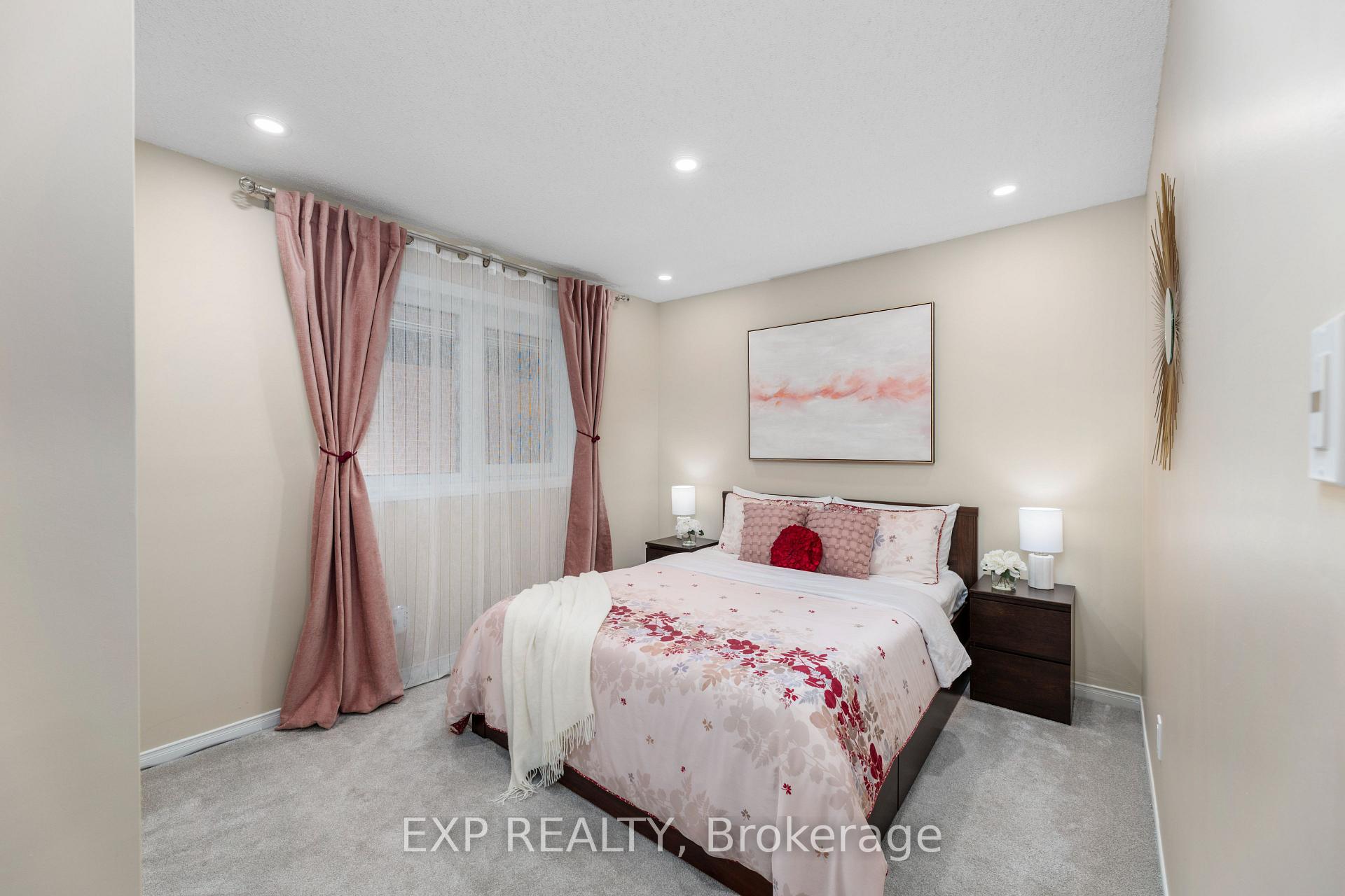 Photo 23 of 2324 Wildwood Crescent, Pickering, Brock Ridge — HOMEH