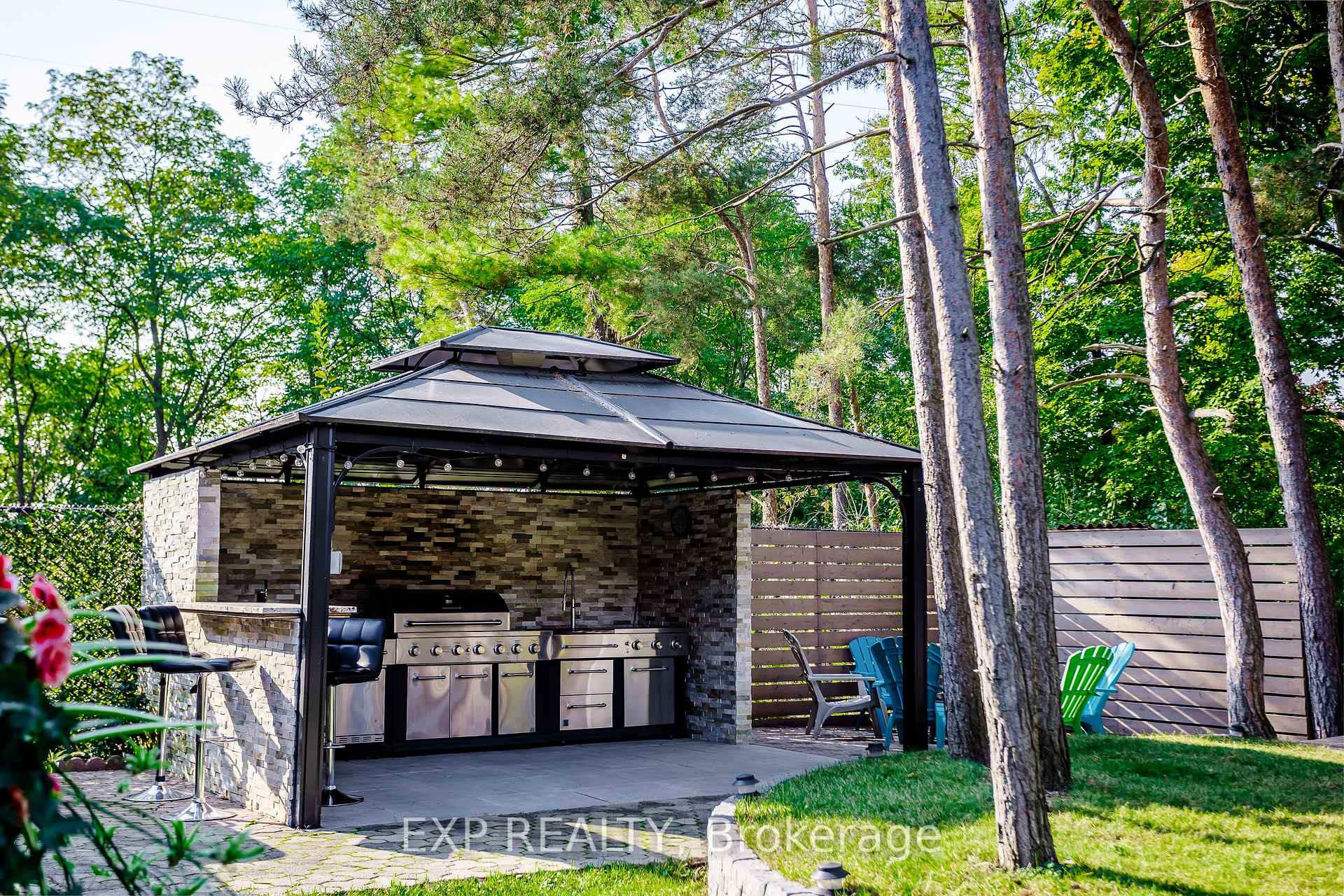 Photo 32 of 2324 Wildwood Crescent, Pickering, Brock Ridge — HOMEH