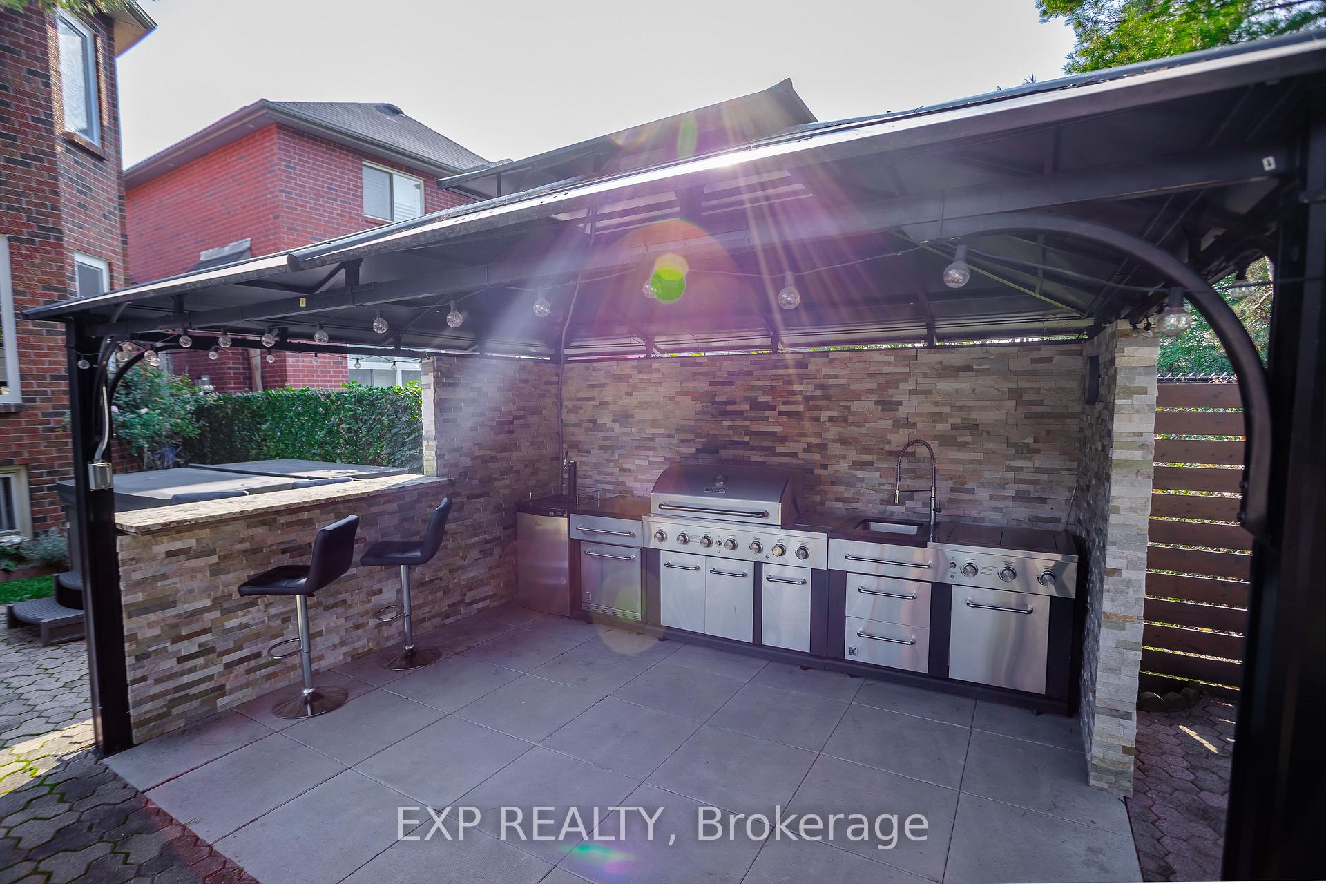 Photo 33 of 2324 Wildwood Crescent, Pickering, Brock Ridge — HOMEH