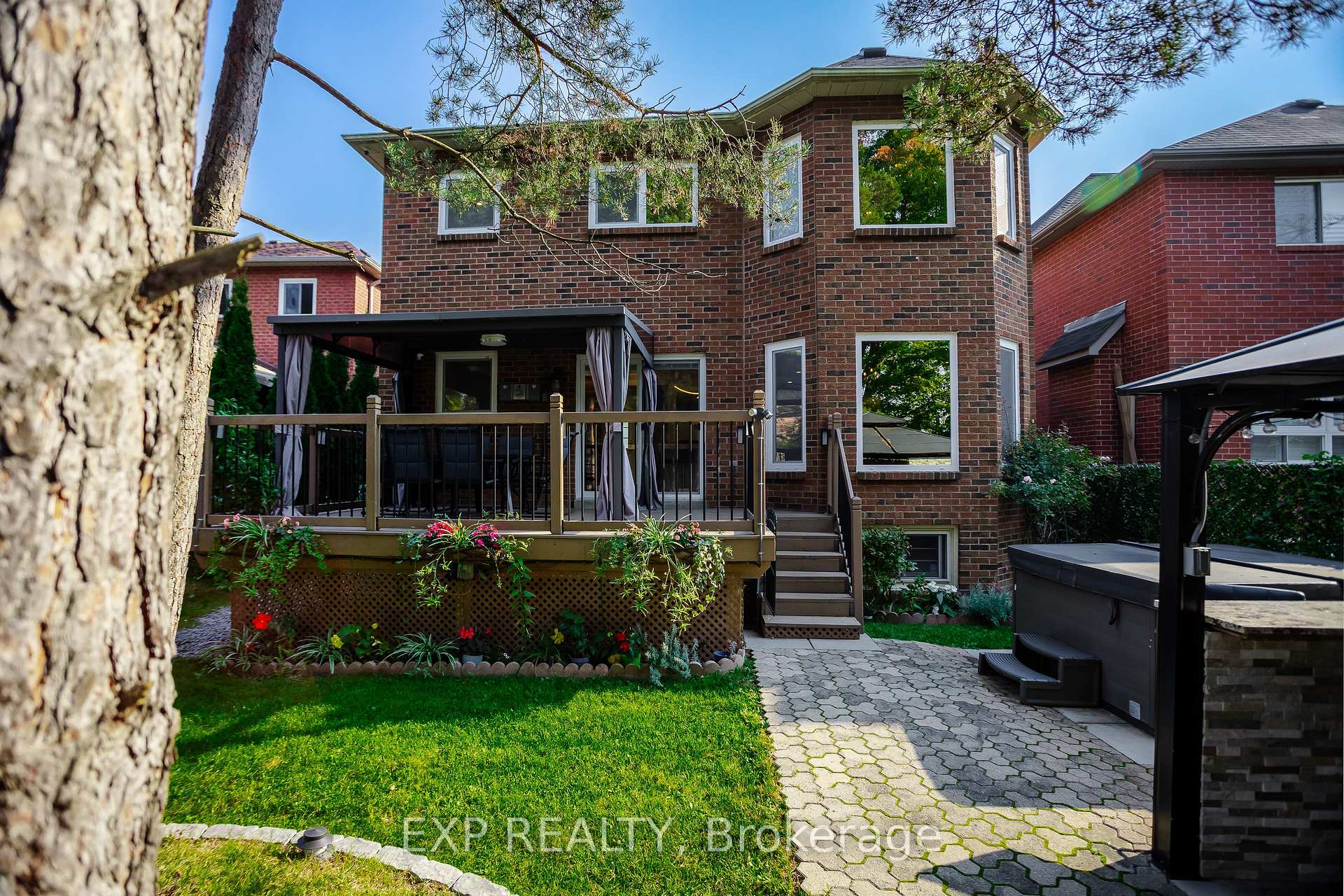 Photo 37 of 2324 Wildwood Crescent, Pickering, Brock Ridge — HOMEH