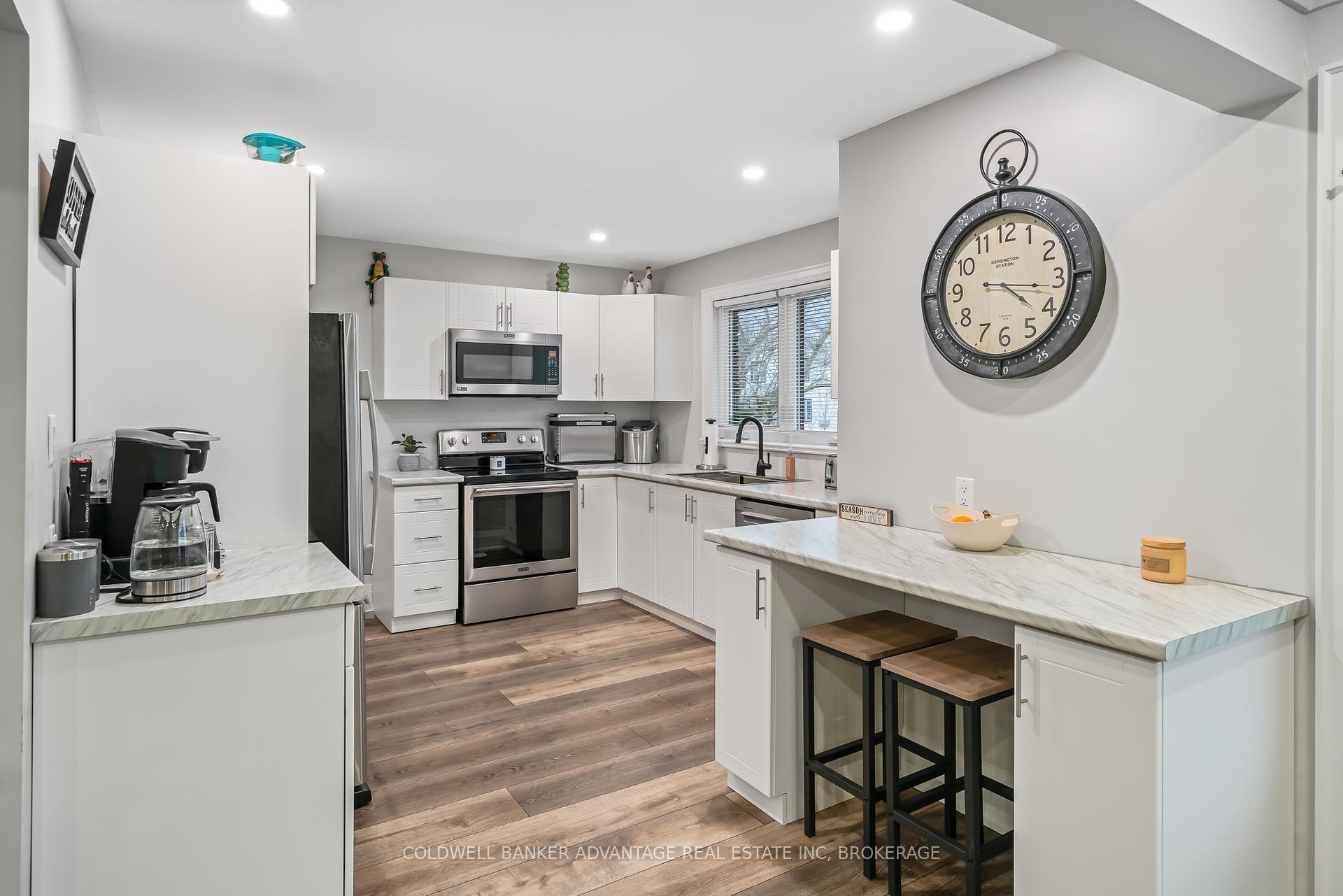 Photo 9 of 292 Wallace Avenue S, Welland, Lincoln/Crowland — HOMEH
