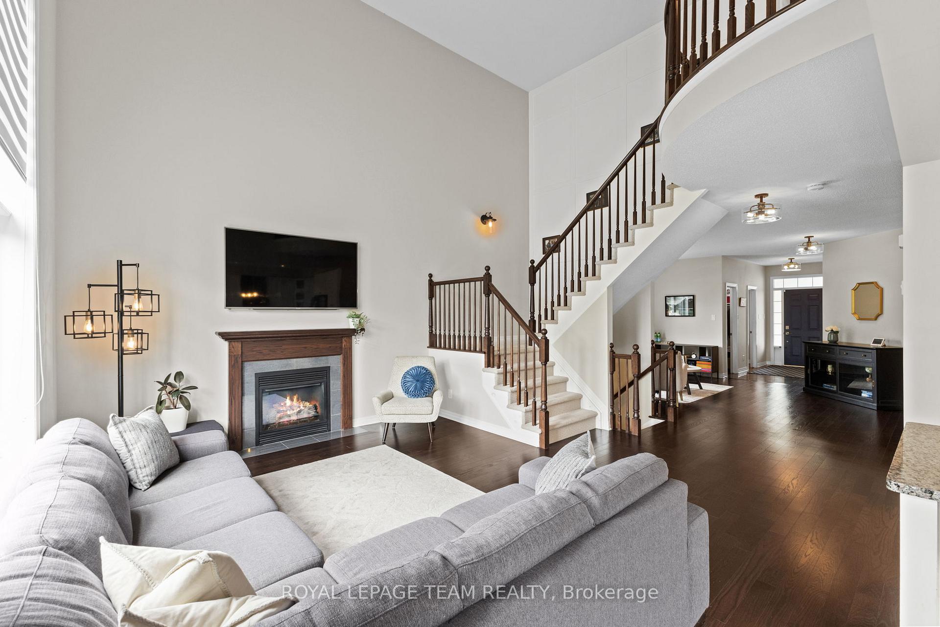 Photo 19 of 43 Hibiscus Way, Ottawa, Barrhaven - Cedargrove/Fraserdale — HOMEH