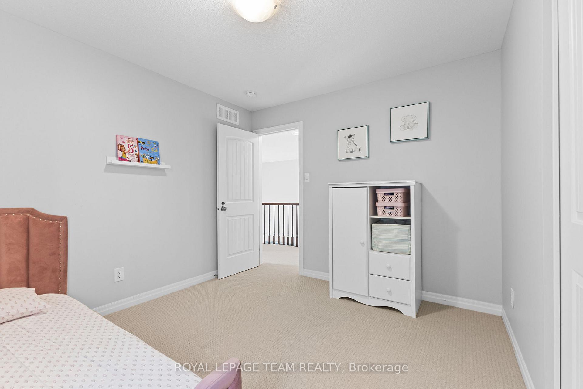 Photo 23 of 43 Hibiscus Way, Ottawa, Barrhaven - Cedargrove/Fraserdale — HOMEH