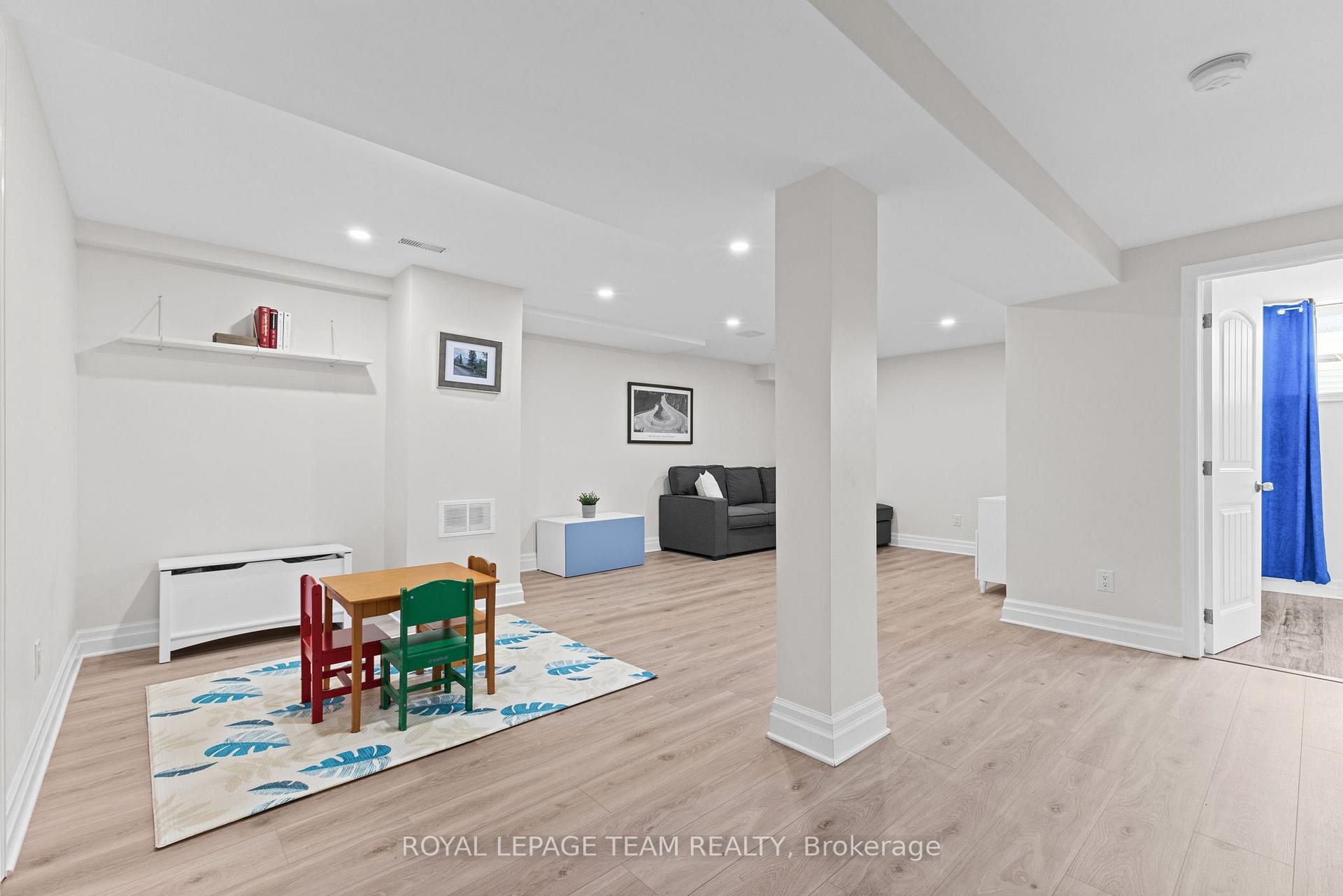 Photo 28 of 43 Hibiscus Way, Ottawa, Barrhaven - Cedargrove/Fraserdale — HOMEH