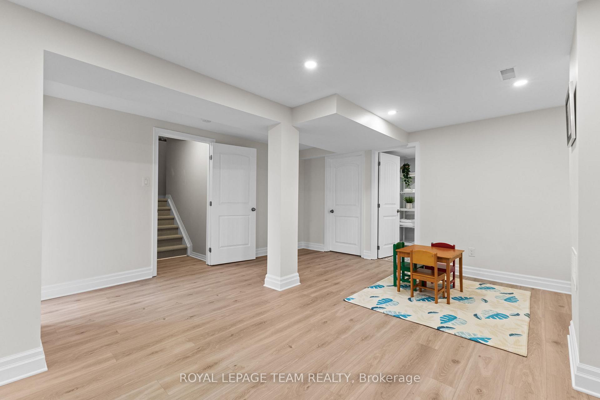 Photo 41 of 43 Hibiscus Way, Ottawa, Barrhaven - Cedargrove/Fraserdale — HOMEH