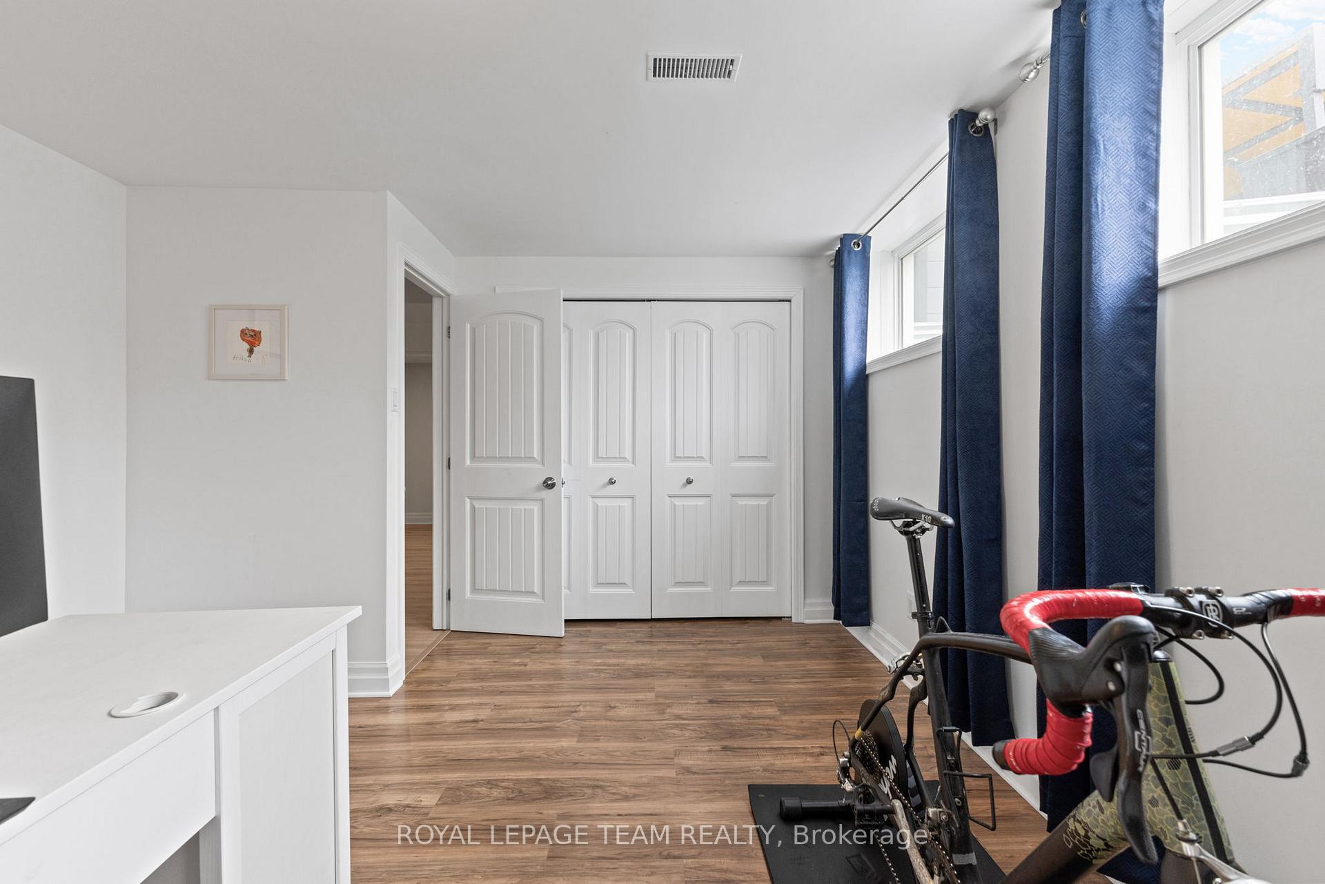 Photo 35 of 43 Hibiscus Way, Ottawa, Barrhaven - Cedargrove/Fraserdale — HOMEH