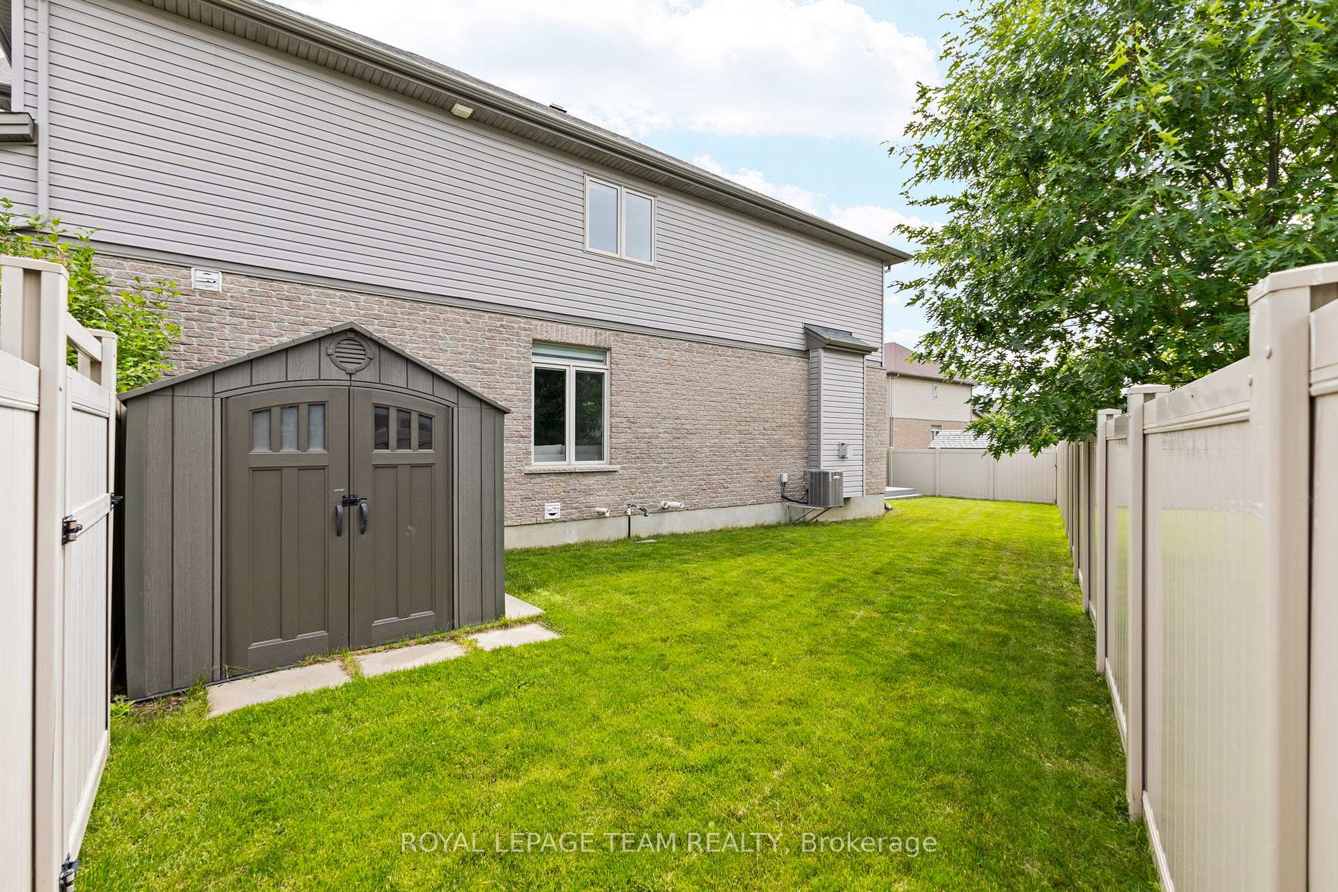 Photo 39 of 43 Hibiscus Way, Ottawa, Barrhaven - Cedargrove/Fraserdale — HOMEH