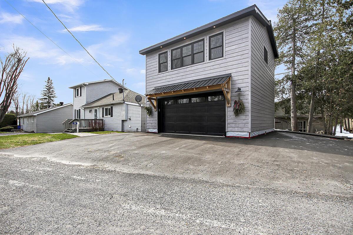 Photo 2 of 216 Gardiner Shore Road, Beckwith, Beckwith Twp — HOMEH