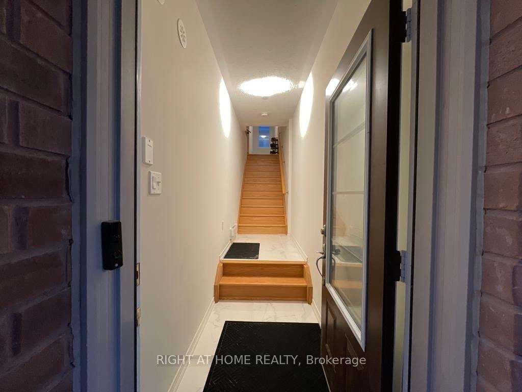 Photo 2 of Unit 420, 2209 Chevron Prince Path, Oshawa, Windfields — HOMEH