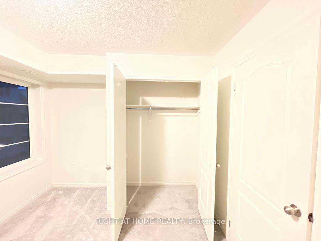 Photo 10 of Unit 420, 2209 Chevron Prince Path, Oshawa, Windfields — HOMEH