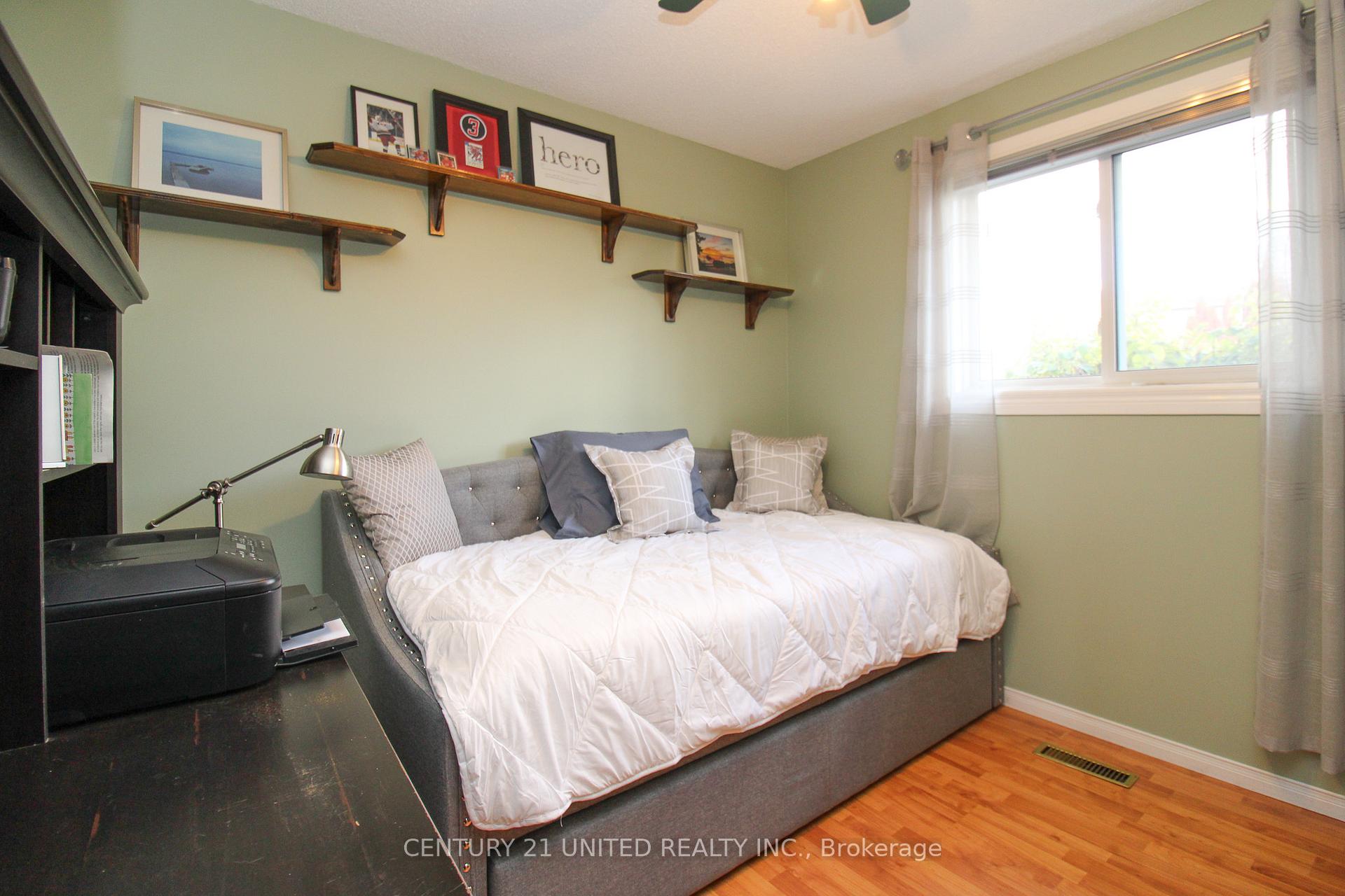 Photo 23 of 2130 Meadowview Road, Peterborough, Ashburnham Ward 4 — HOMEH